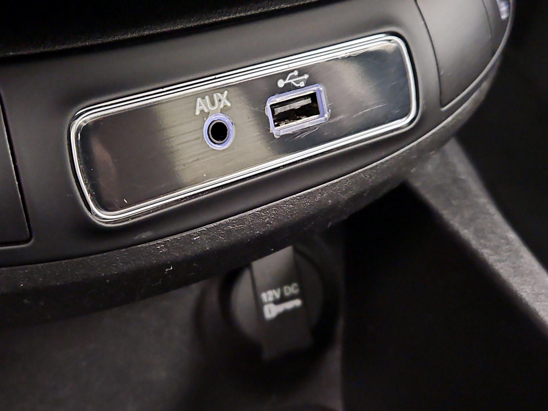 Thumbnail: 2016 Fiat 500X - 19