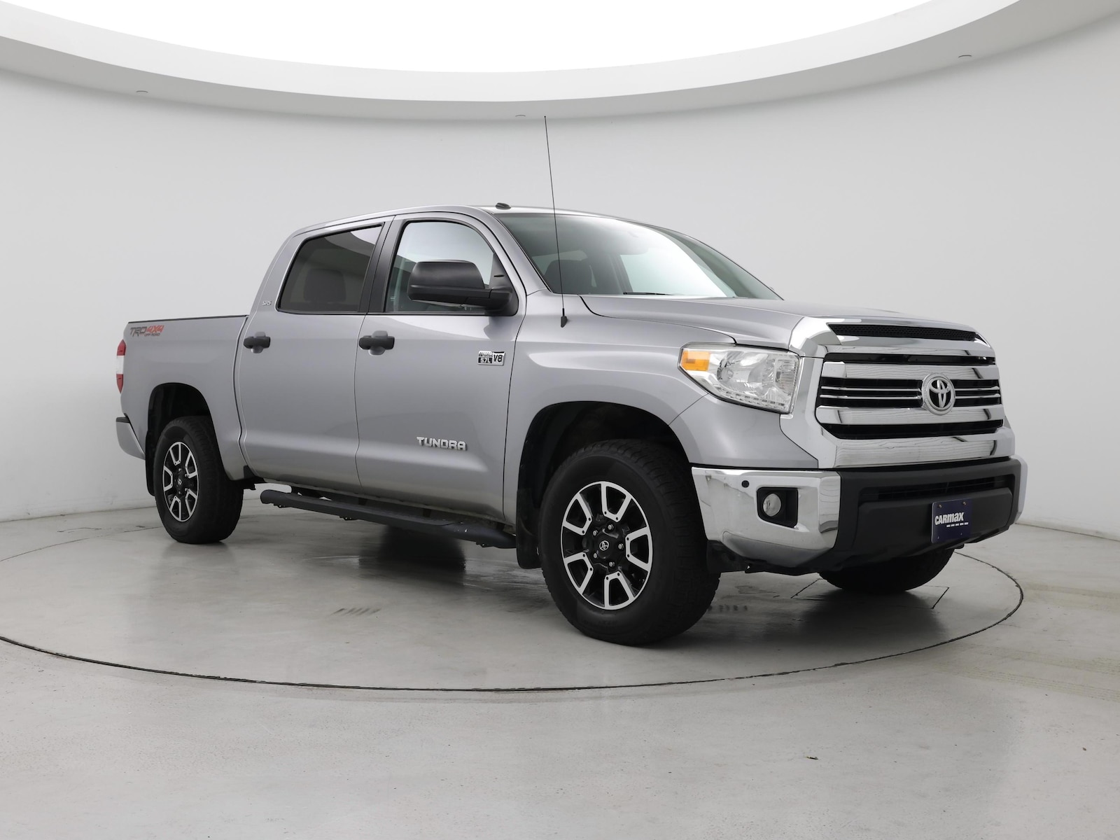 2017 Toyota Tundra SR5 - Photo 2