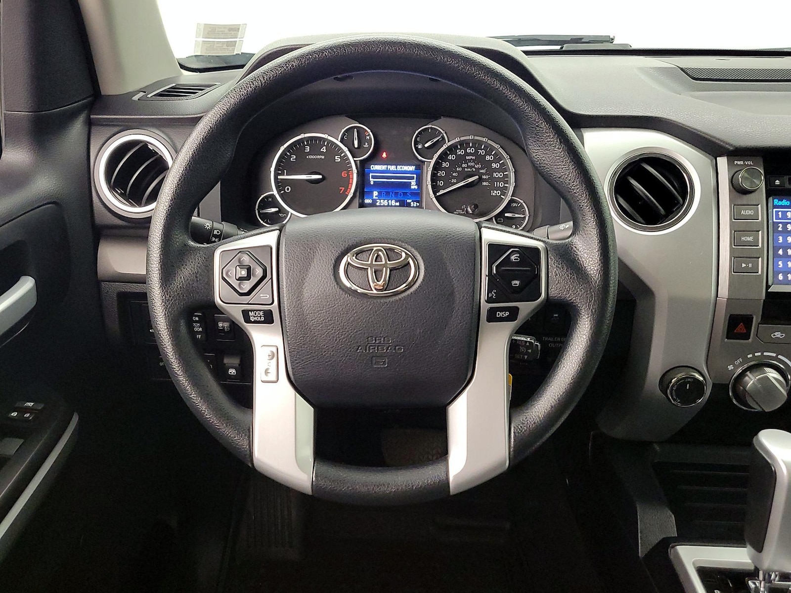 2017 Toyota Tundra SR5 - Photo 11