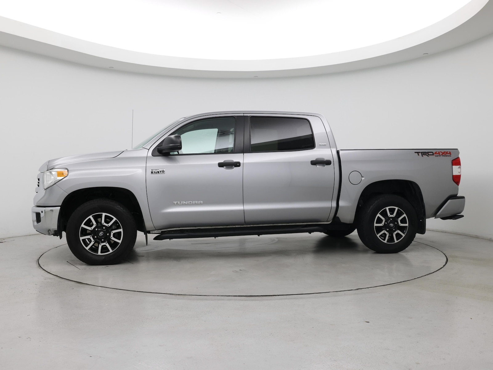 2017 Toyota Tundra SR5 - Photo 4