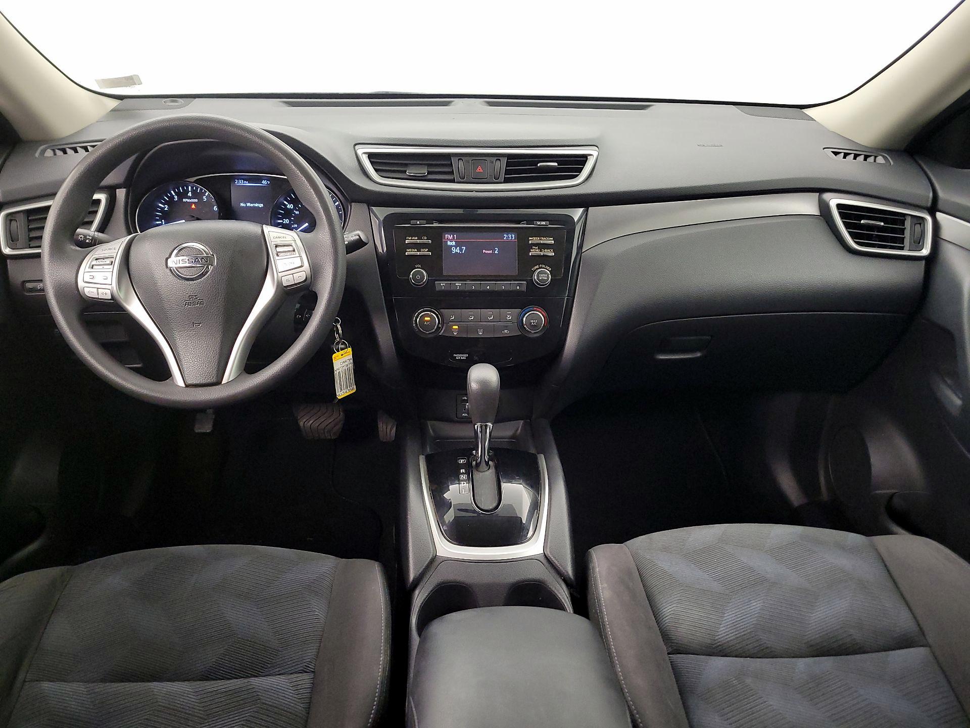 Thumbnail: 2015 Nissan Rogue - 9