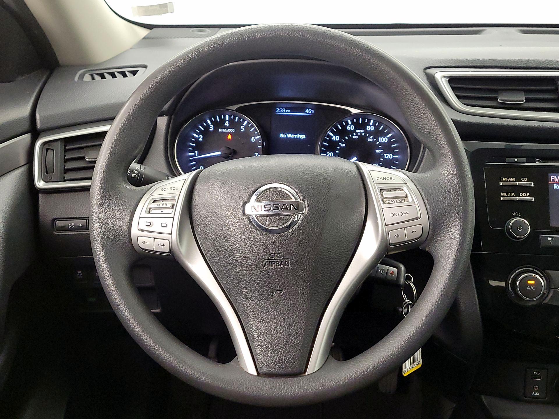 Thumbnail: 2015 Nissan Rogue - 10