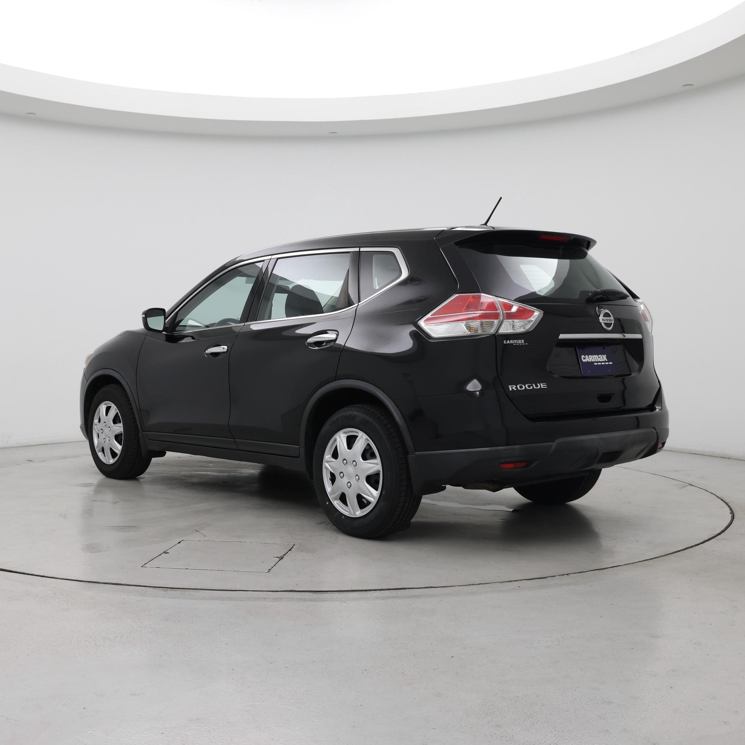 Thumbnail: 2015 Nissan Rogue - 2