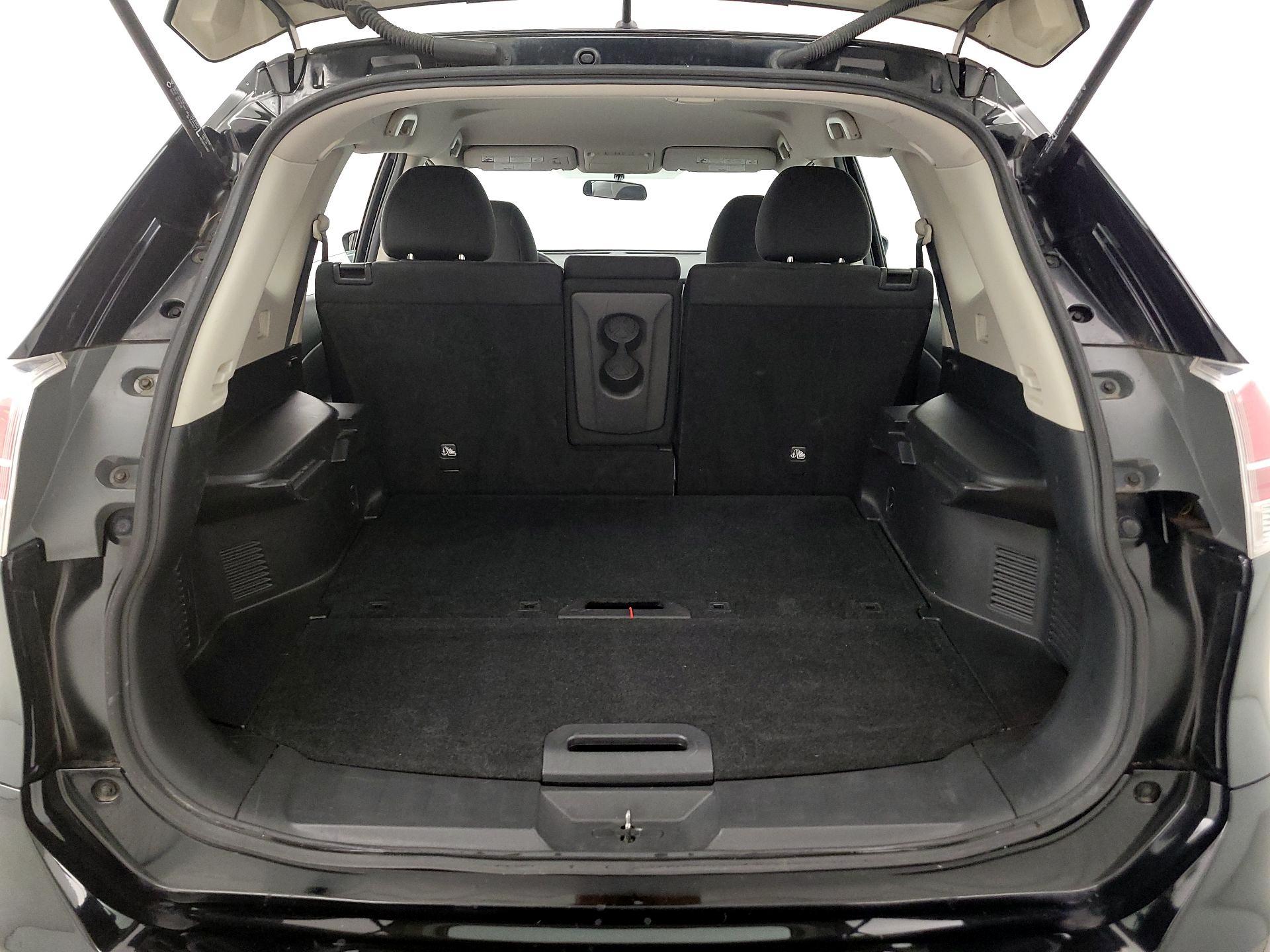 Thumbnail: 2015 Nissan Rogue - 20