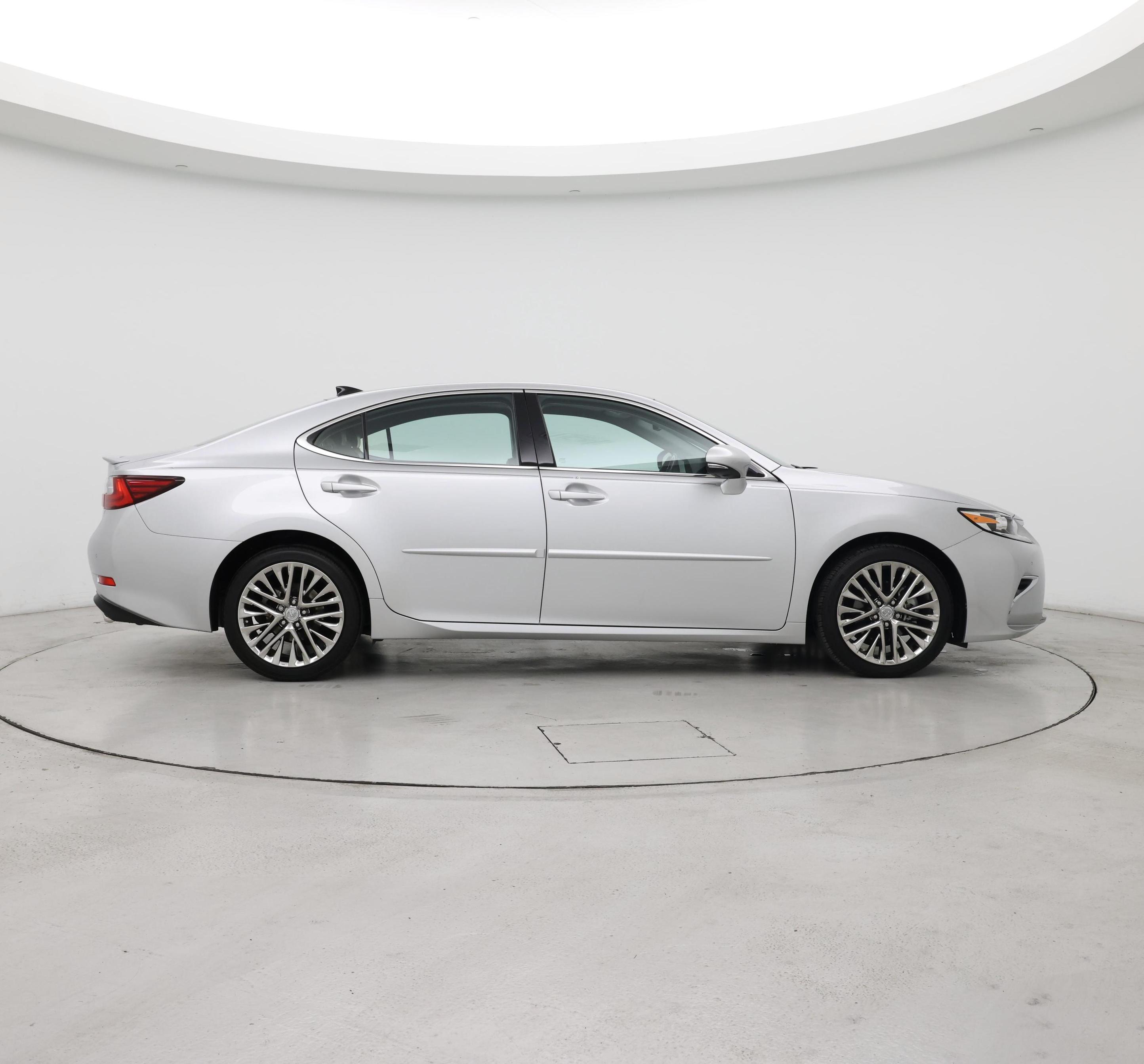 Thumbnail: 2018 Lexus ES - 7