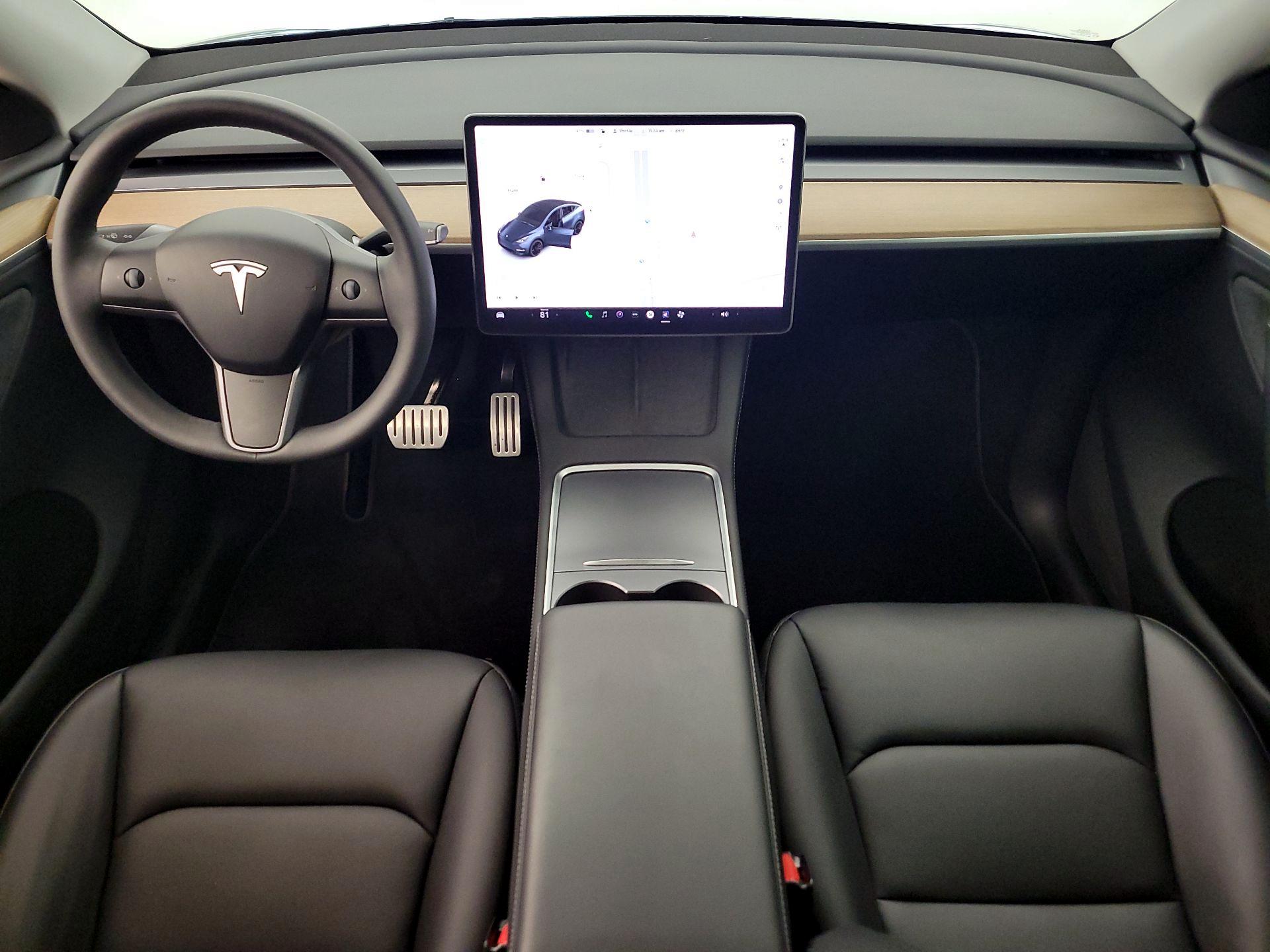 Thumbnail: 2024 Tesla Model Y - 9