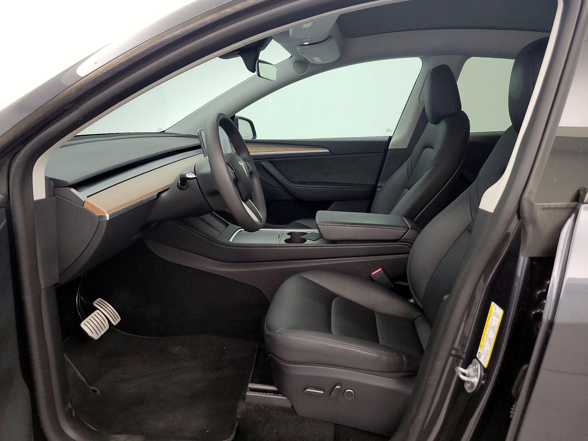 Thumbnail: 2024 Tesla Model Y - 11