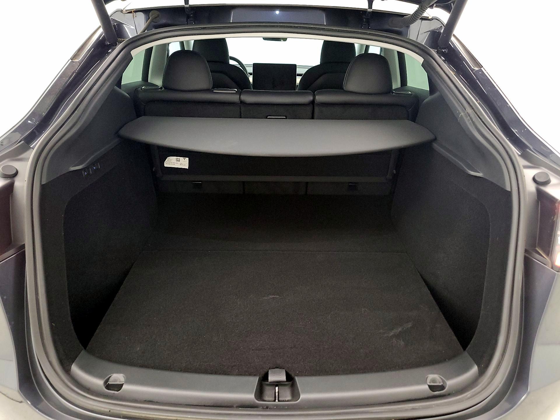 Thumbnail: 2024 Tesla Model Y - 19