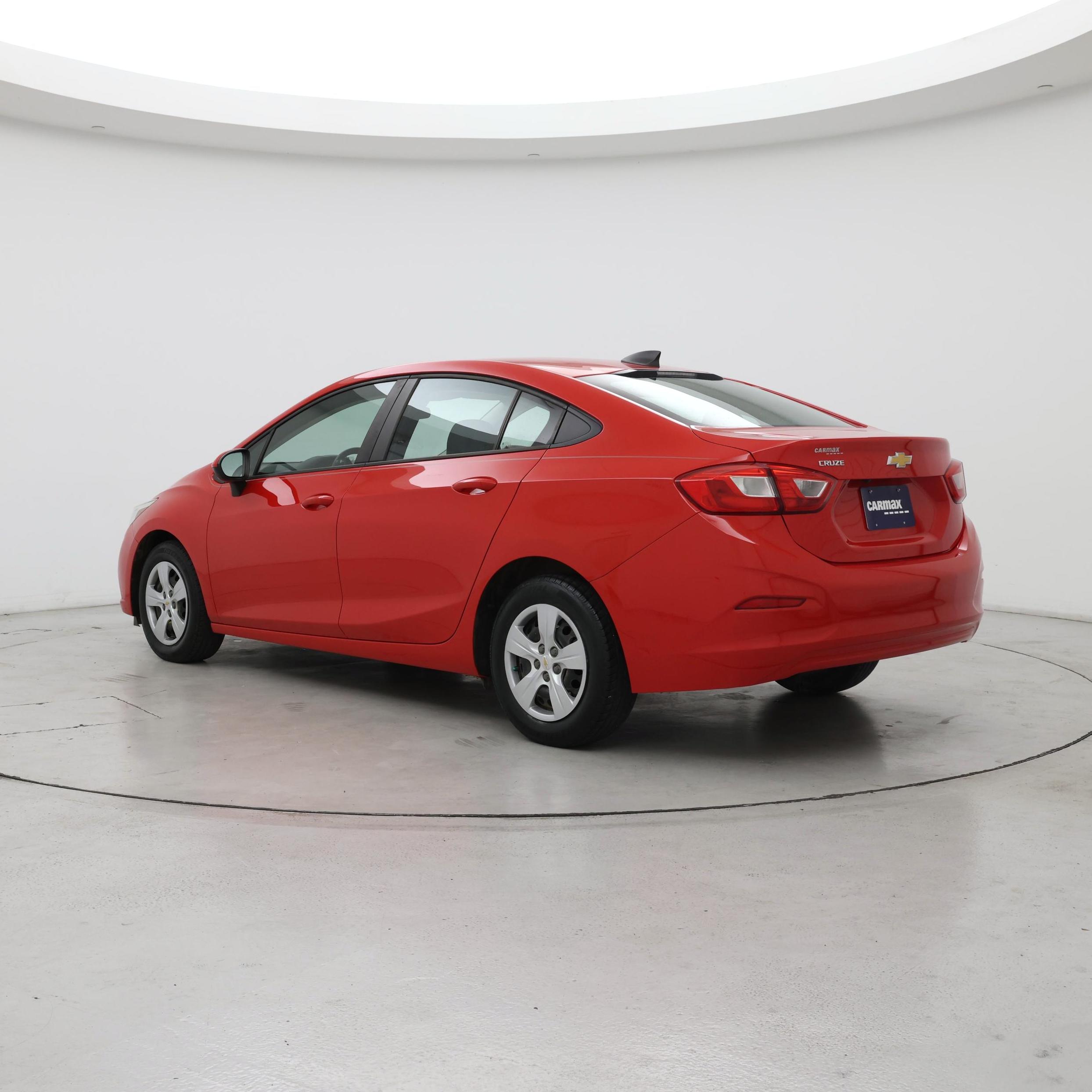 Thumbnail: 2018 Chevrolet Cruze - 2