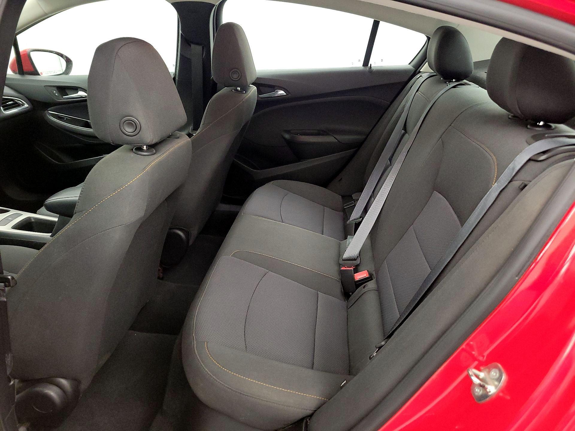 Thumbnail: 2018 Chevrolet Cruze - 19