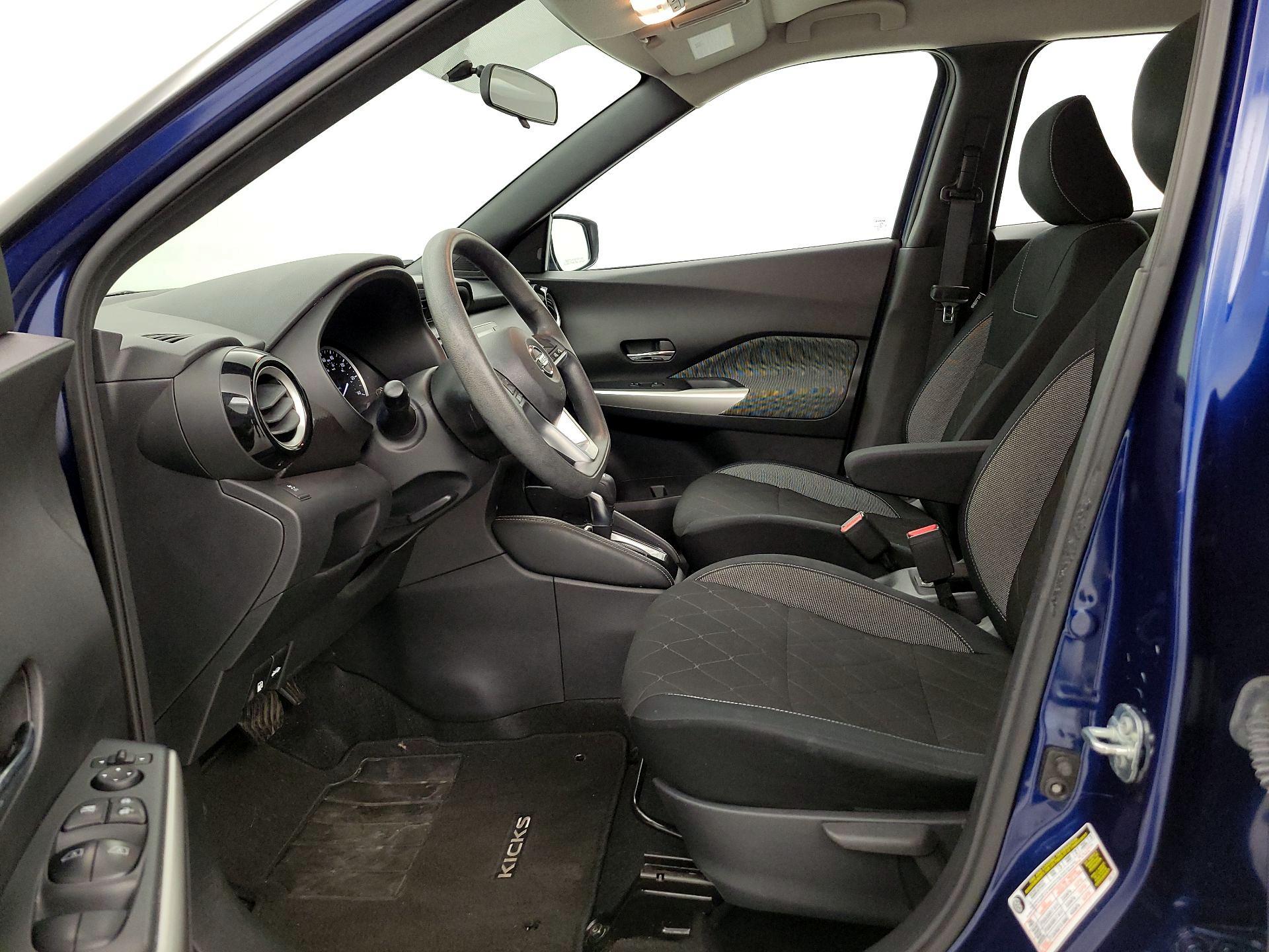 Thumbnail: 2018 Nissan Kicks - 11