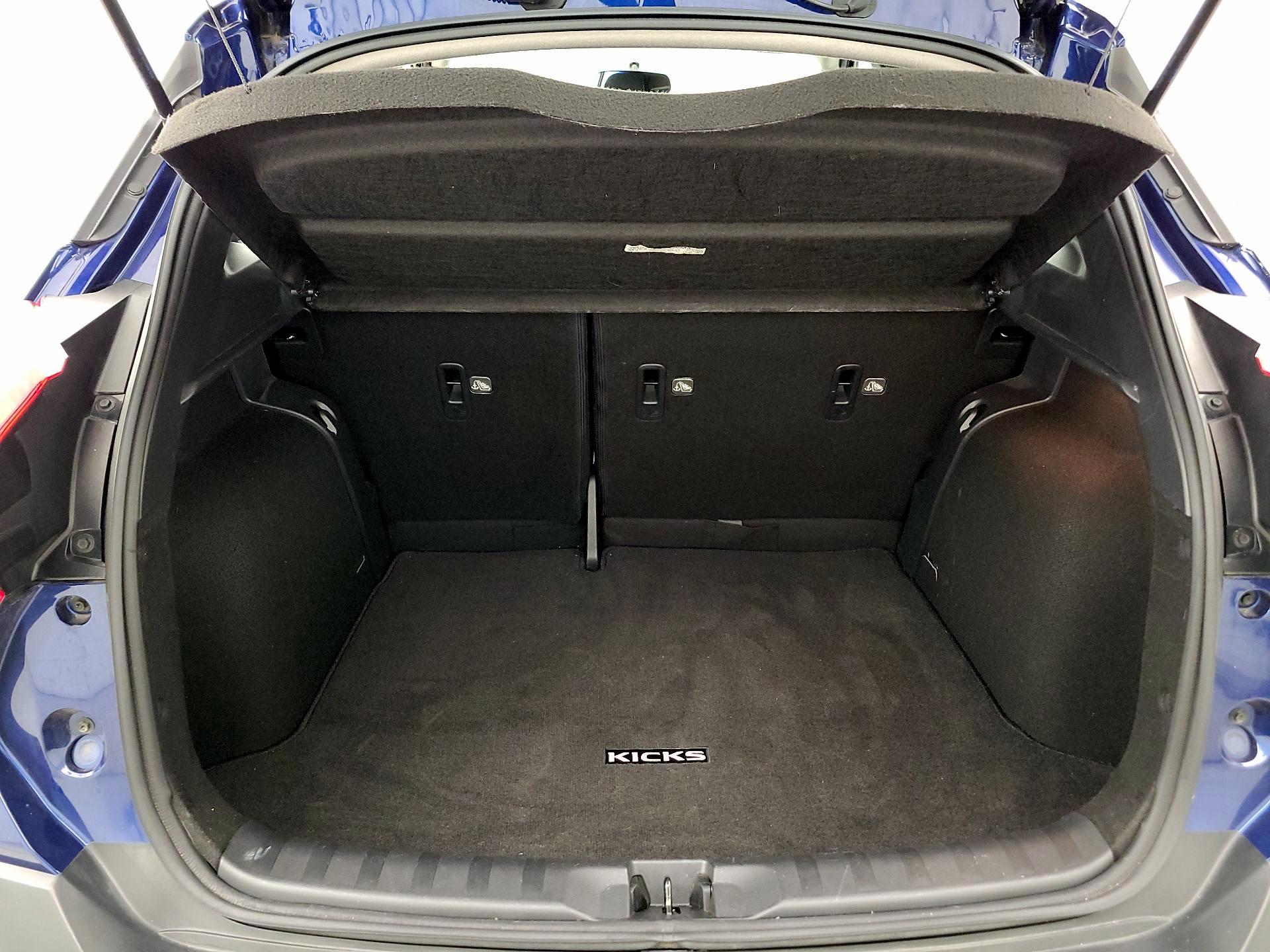 Thumbnail: 2018 Nissan Kicks - 20