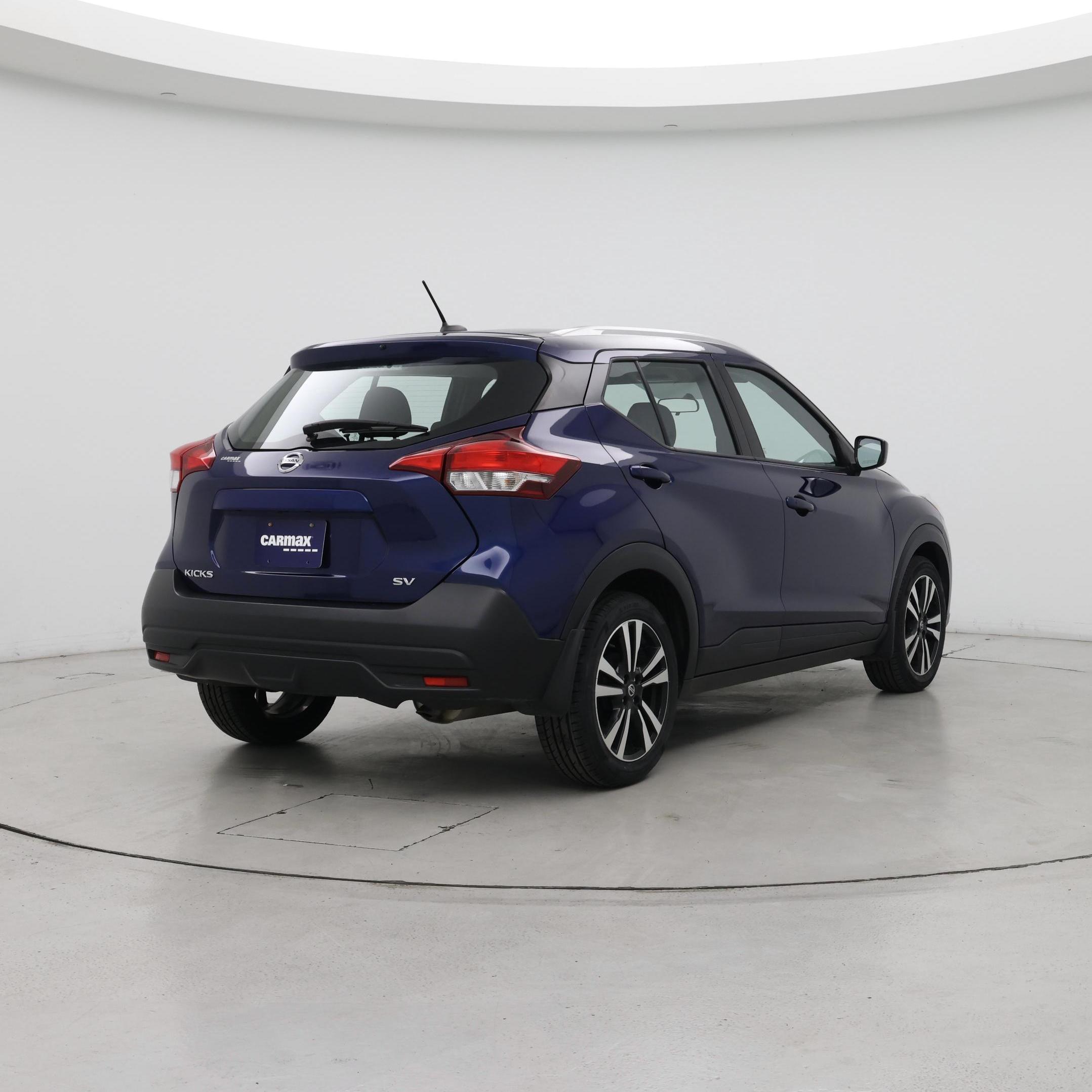 Thumbnail: 2018 Nissan Kicks - 8