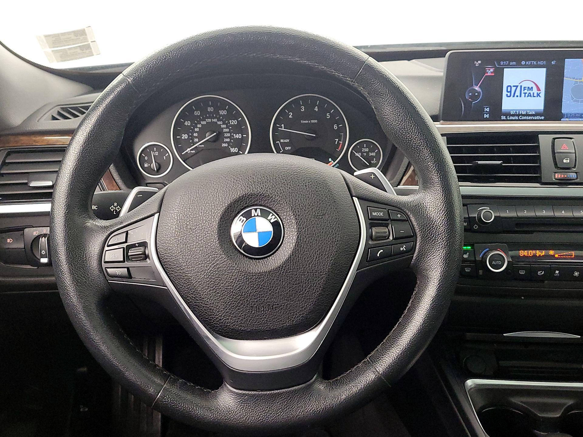 Thumbnail: 2015 BMW 3 Series - 10