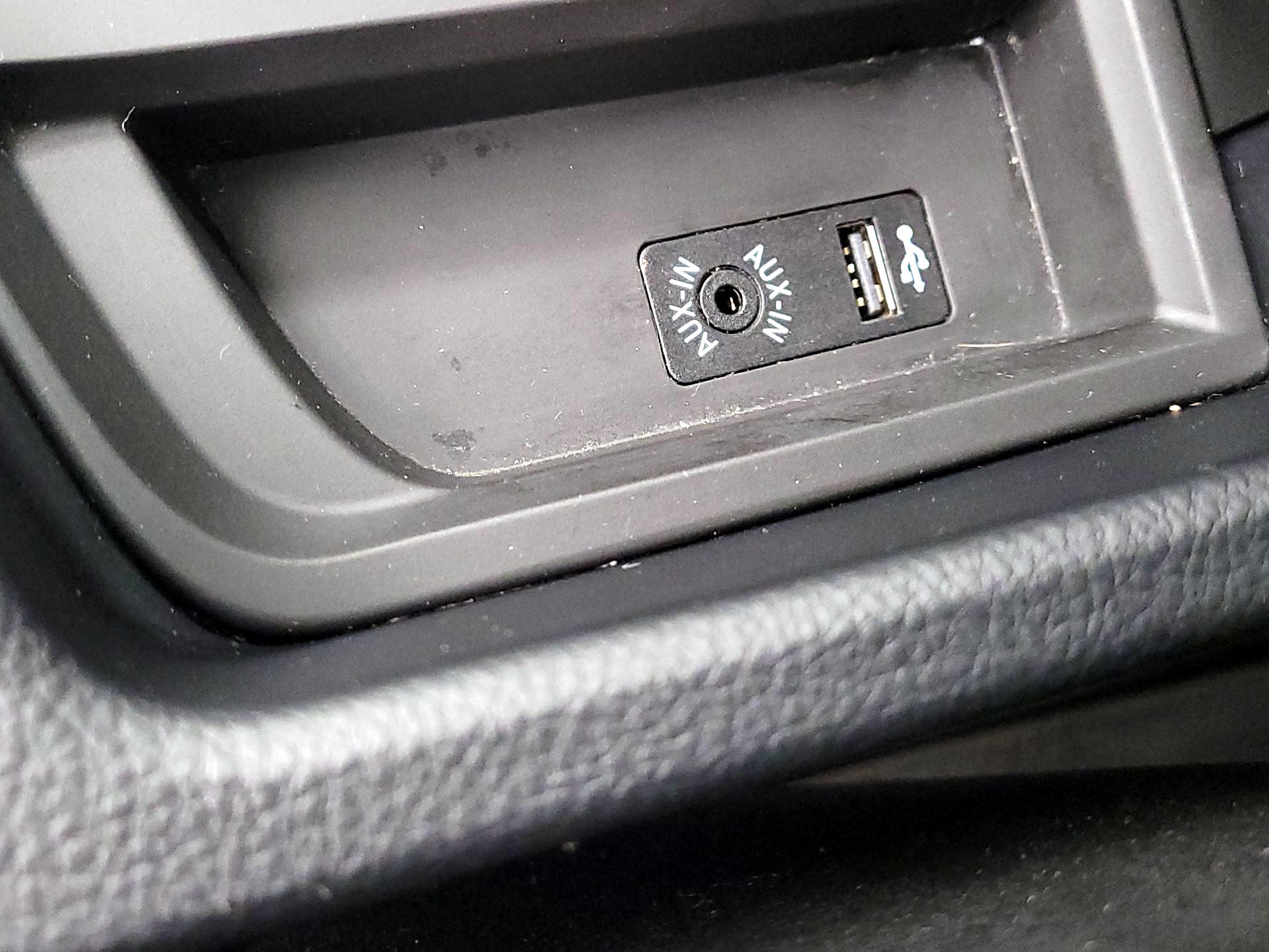 Thumbnail: 2015 BMW 3 Series - 19