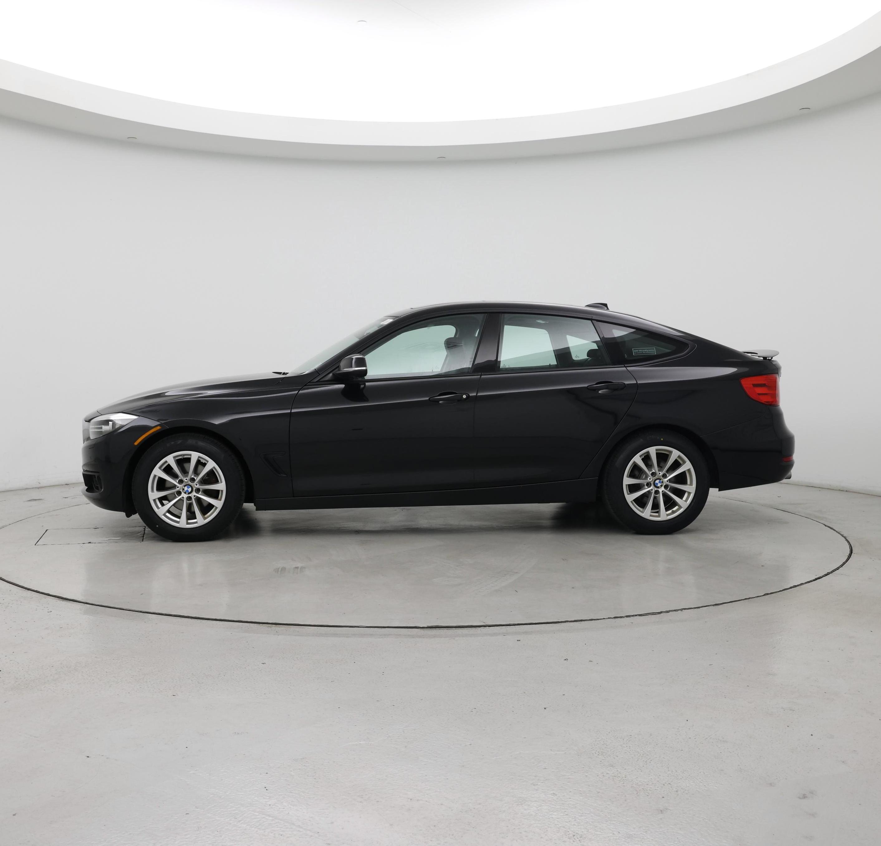 Thumbnail: 2015 BMW 3 Series - 3