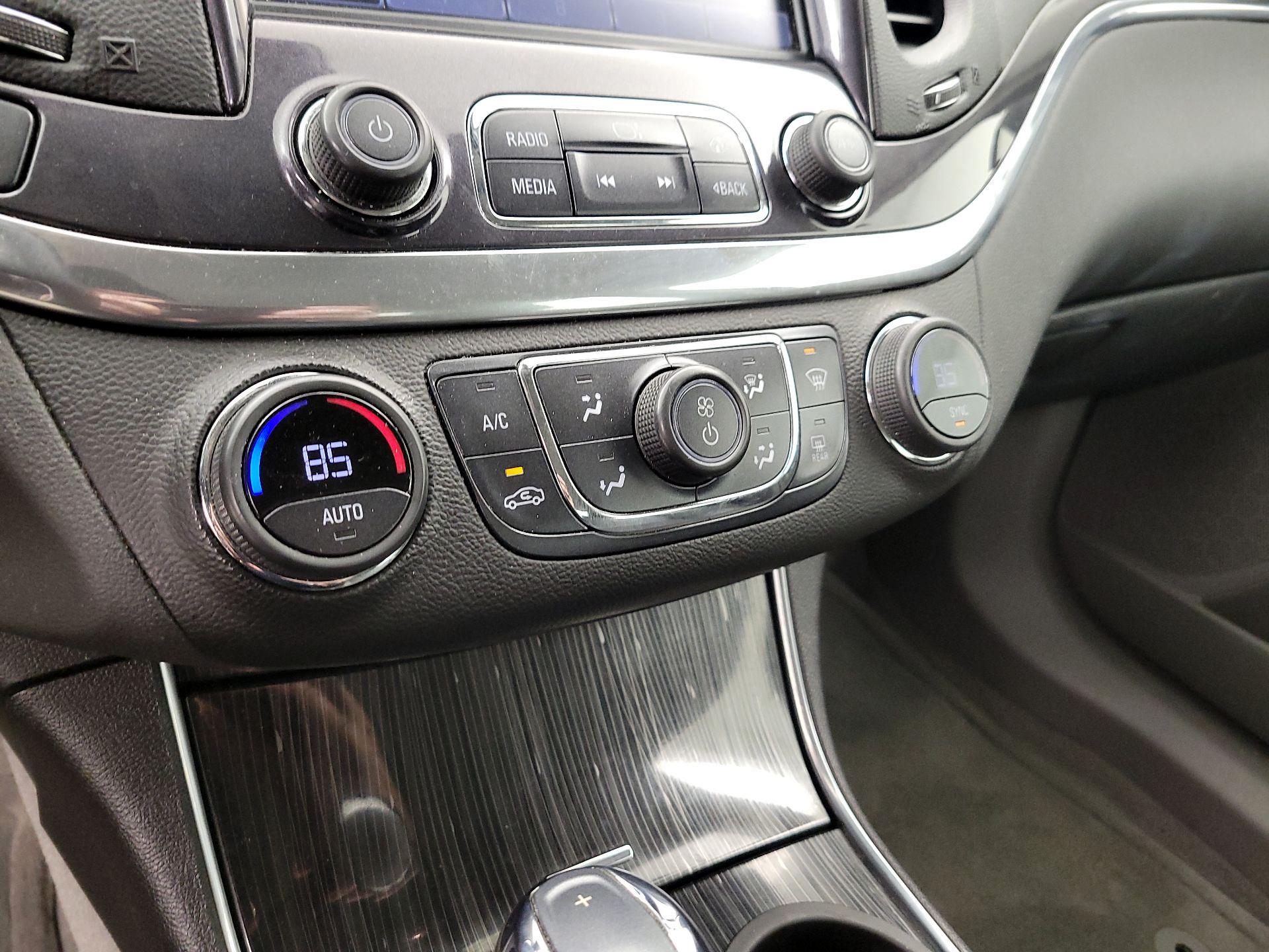 Thumbnail: 2016 Chevrolet Impala - 15