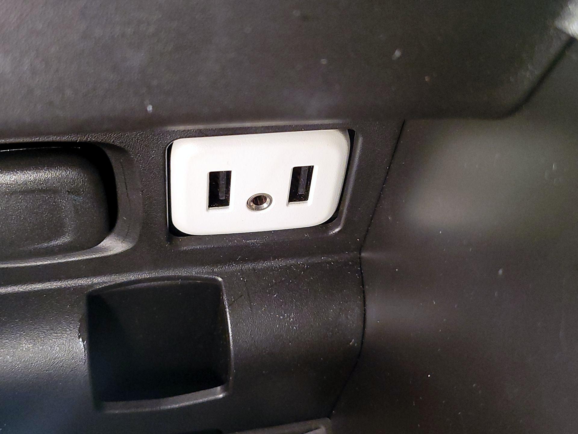 Thumbnail: 2016 Chevrolet Impala - 17