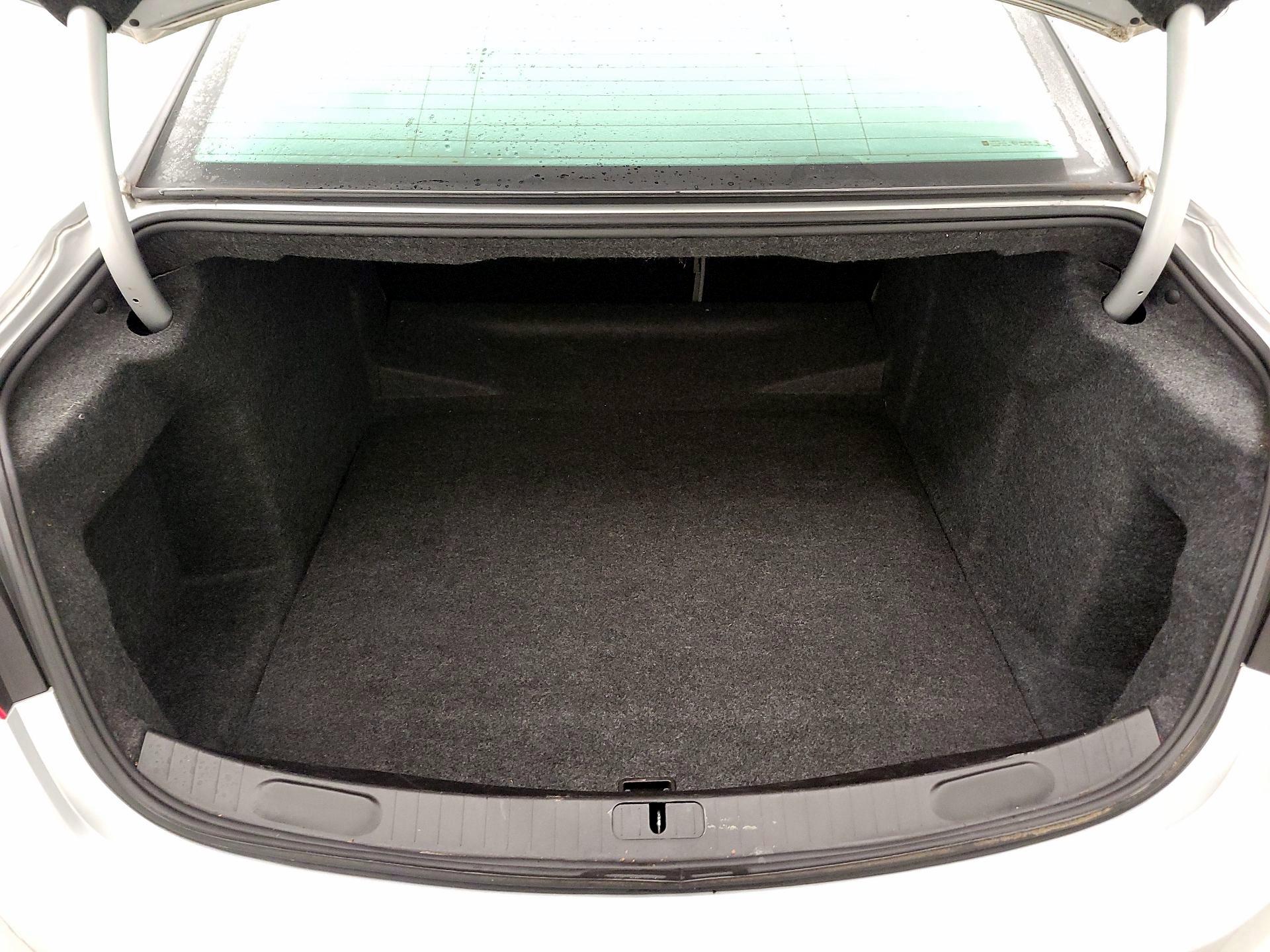 Thumbnail: 2016 Chevrolet Impala - 19