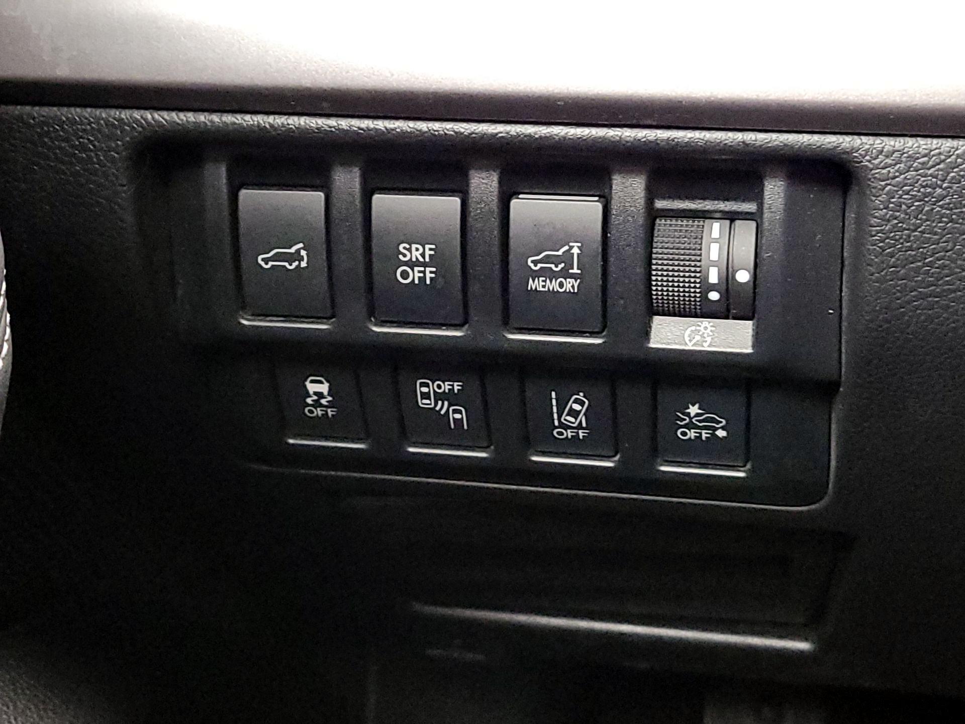 Thumbnail: 2016 Subaru Outback - 13