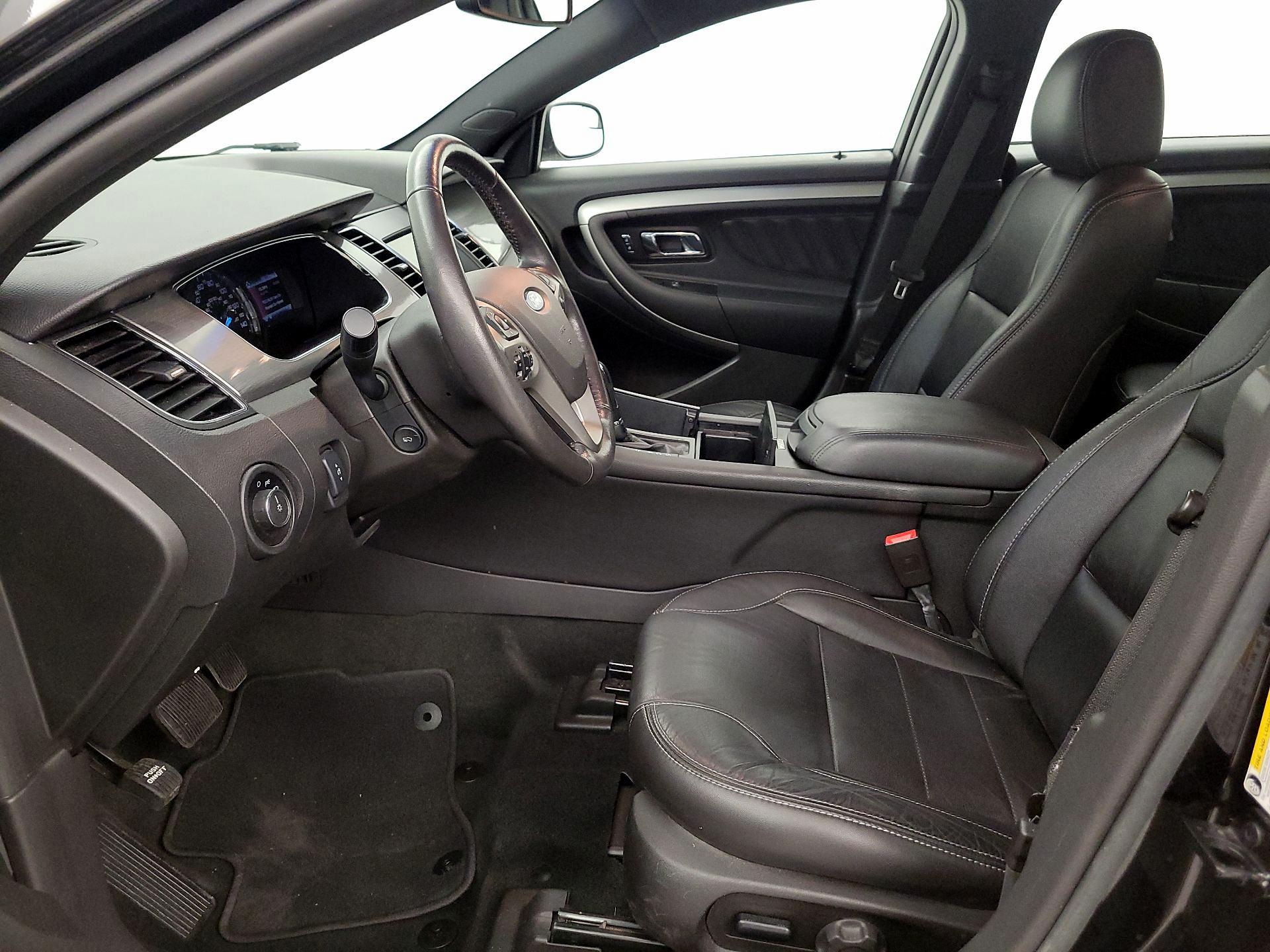 Thumbnail: 2016 Ford Taurus - 11