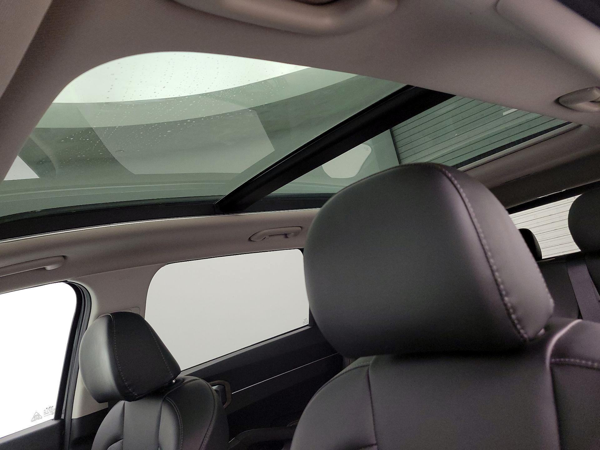 Thumbnail: 2022 Kia Sorento - 20