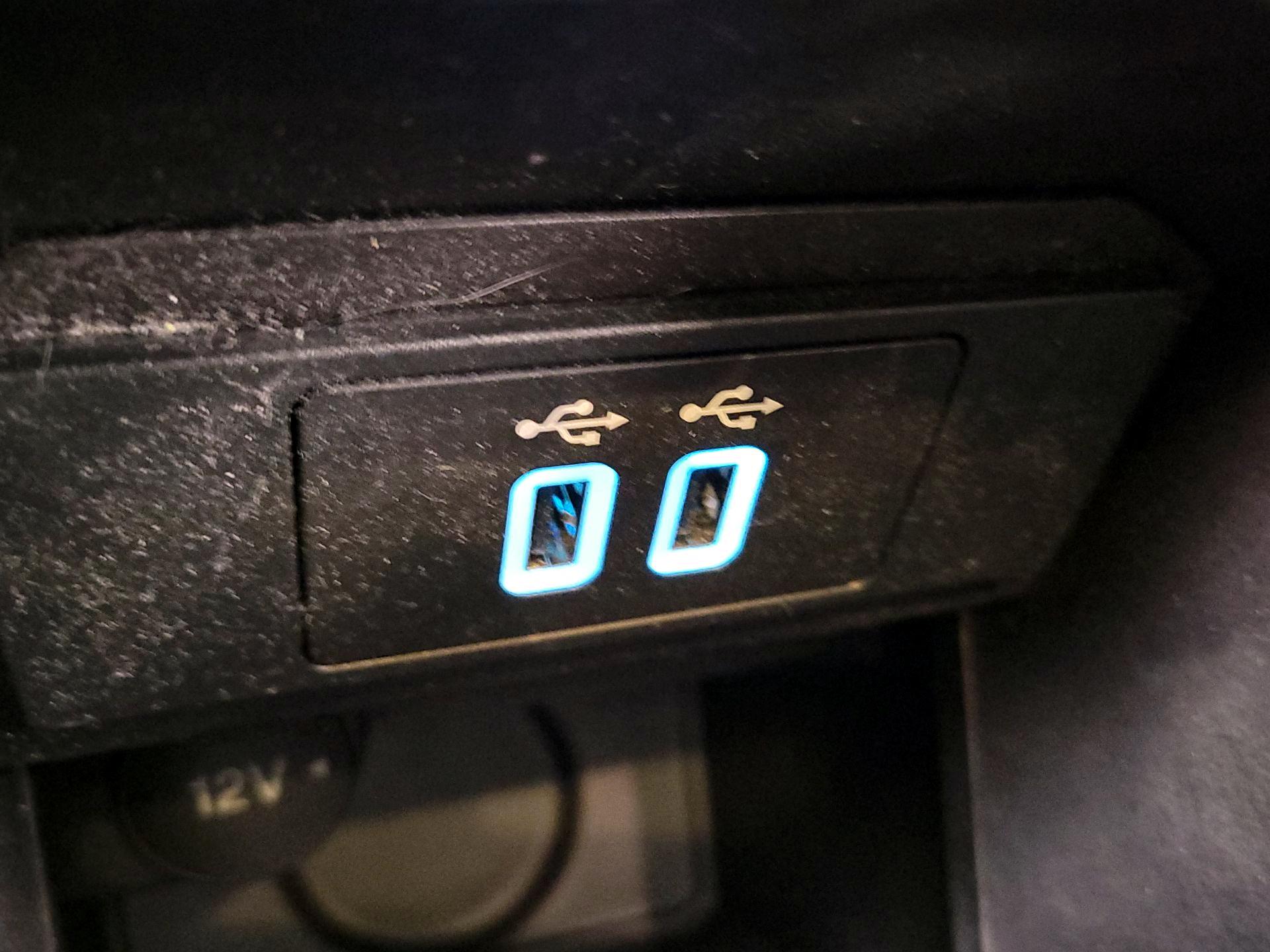 Thumbnail: 2016 Ford Escape - 19