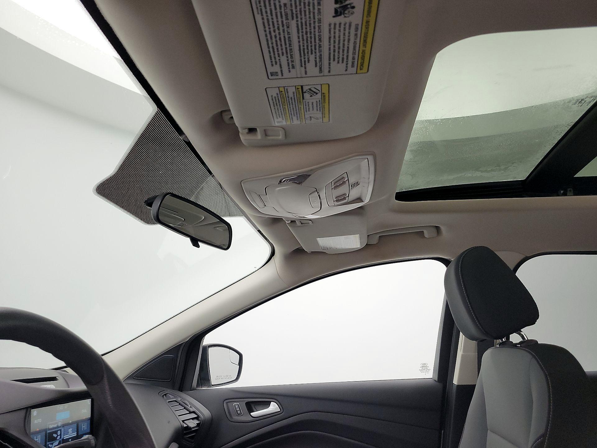 Thumbnail: 2016 Ford Escape - 20