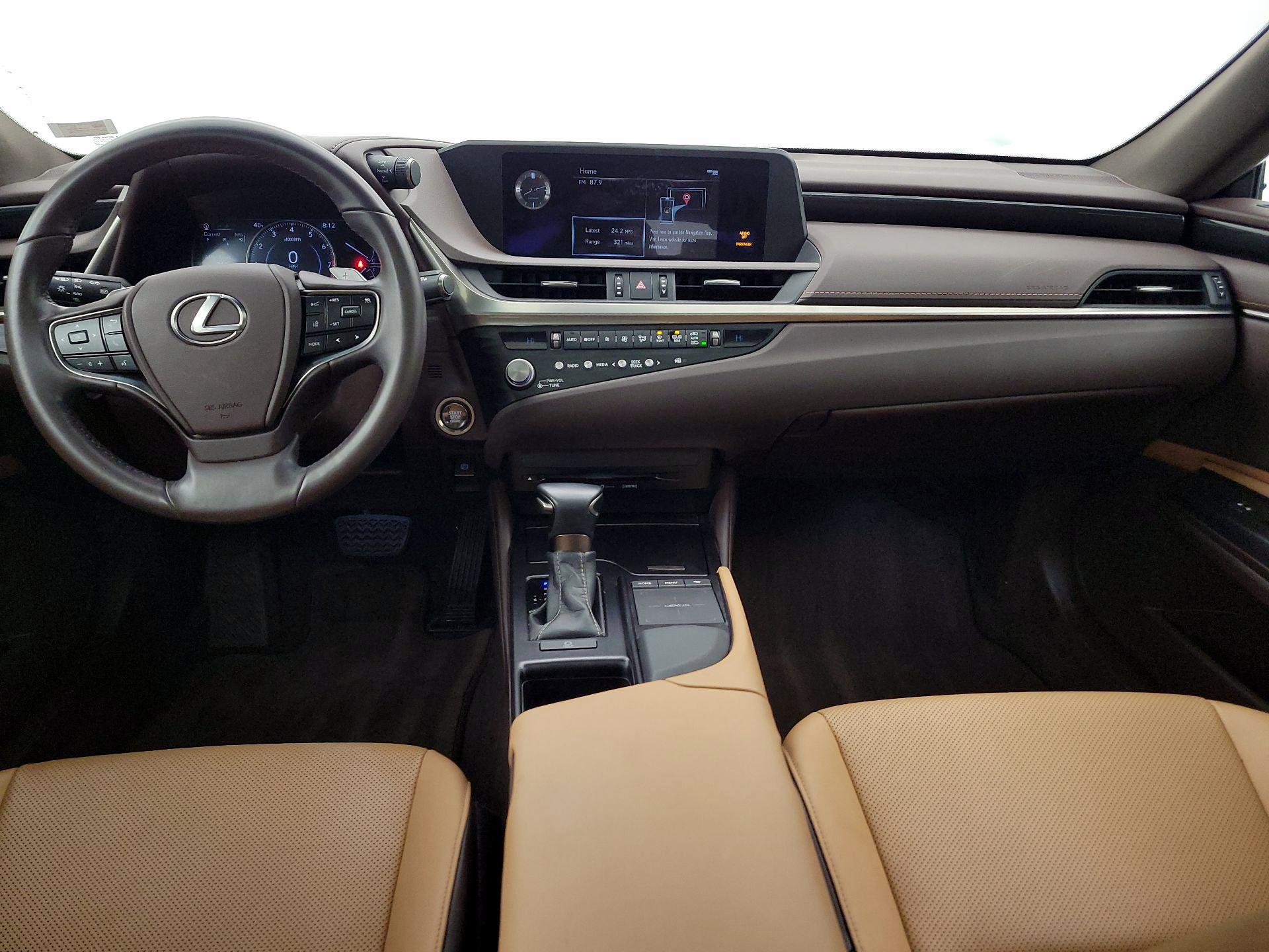 Thumbnail: 2021 Lexus ES - 9