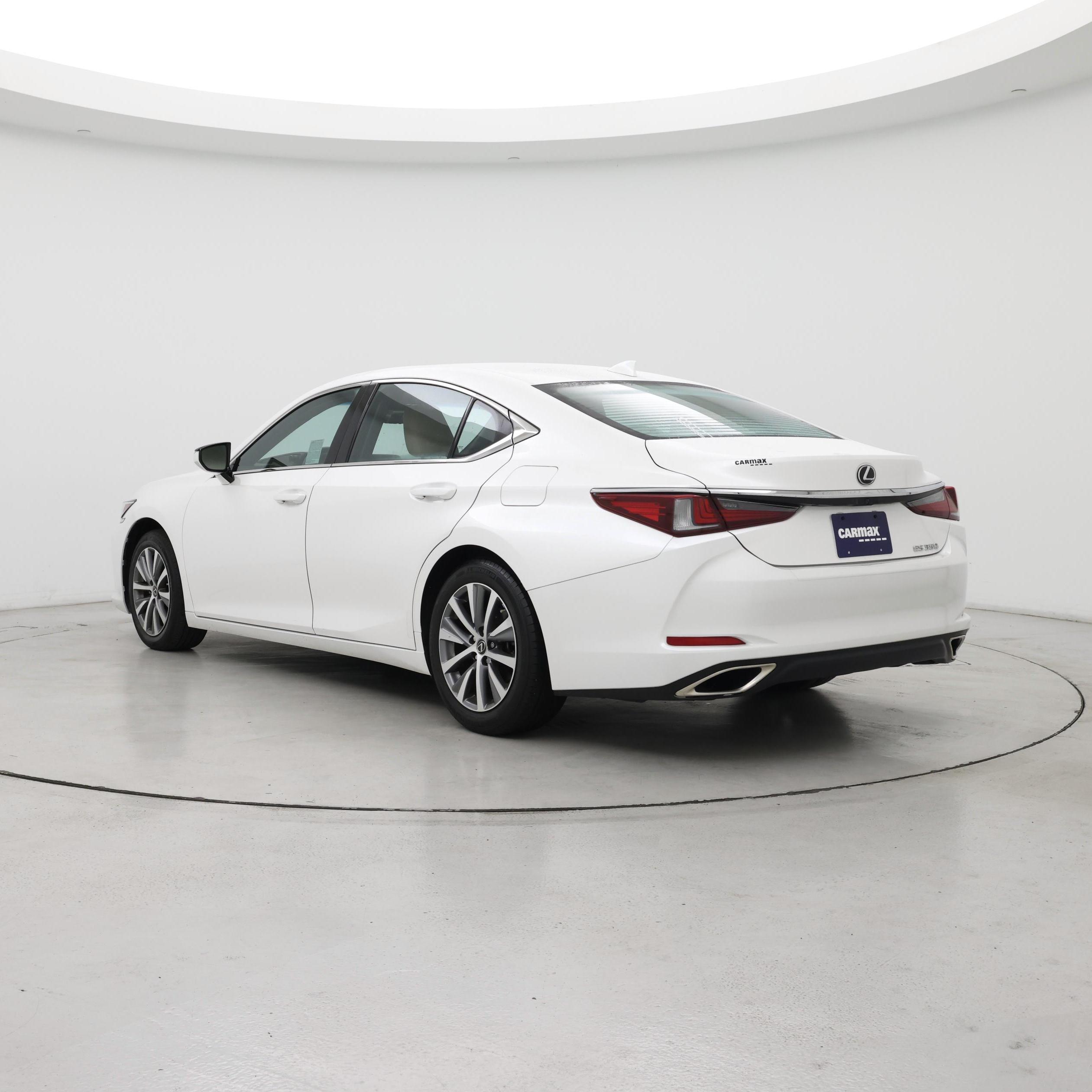 Thumbnail: 2021 Lexus ES - 2