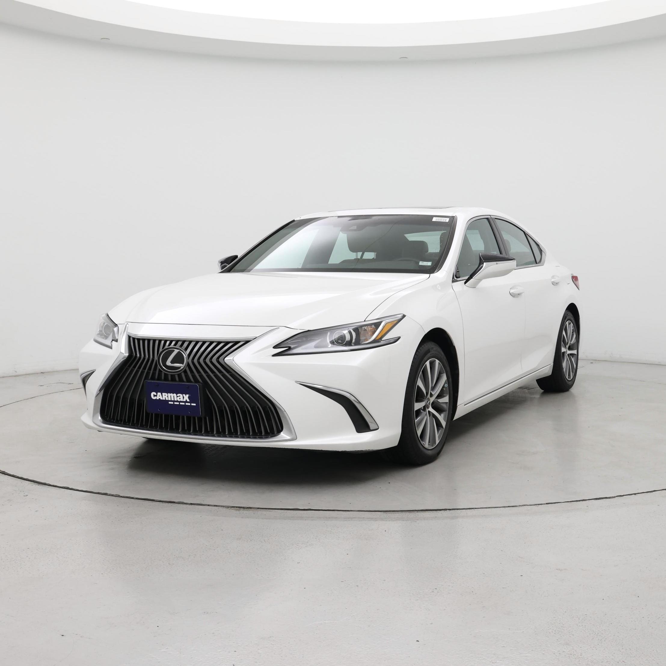Thumbnail: 2021 Lexus ES - 4