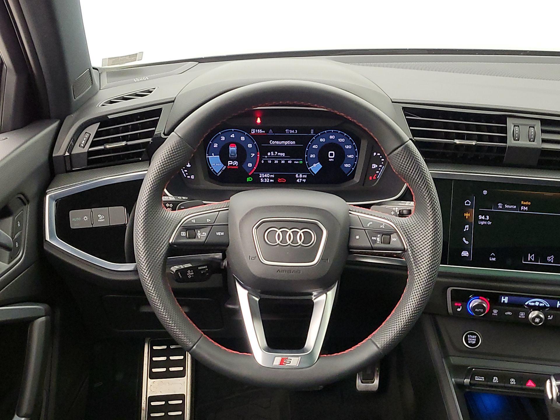 Thumbnail: 2025 Audi Q3 - 10