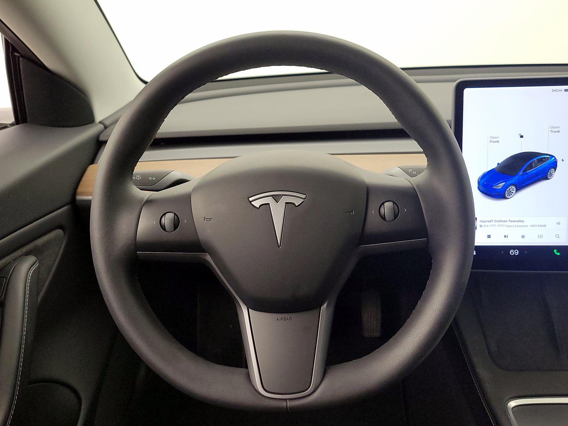 Thumbnail: 2021 Tesla Model 3 - 10