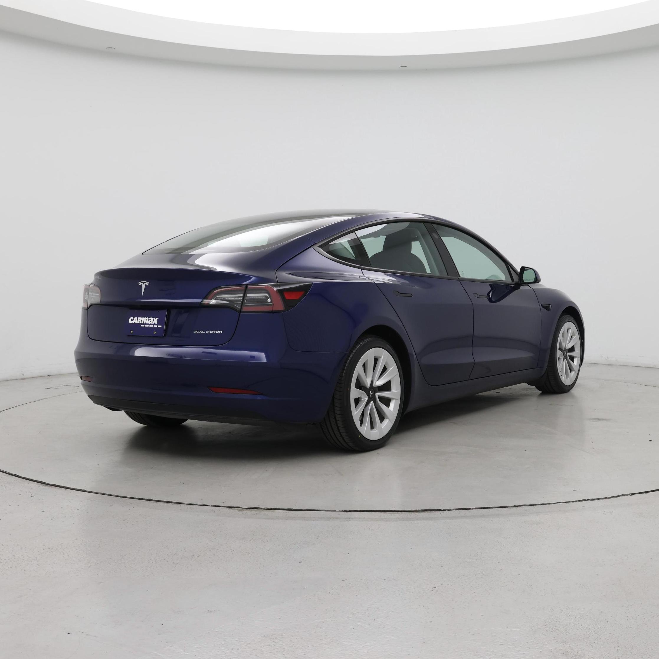 Thumbnail: 2021 Tesla Model 3 - 8