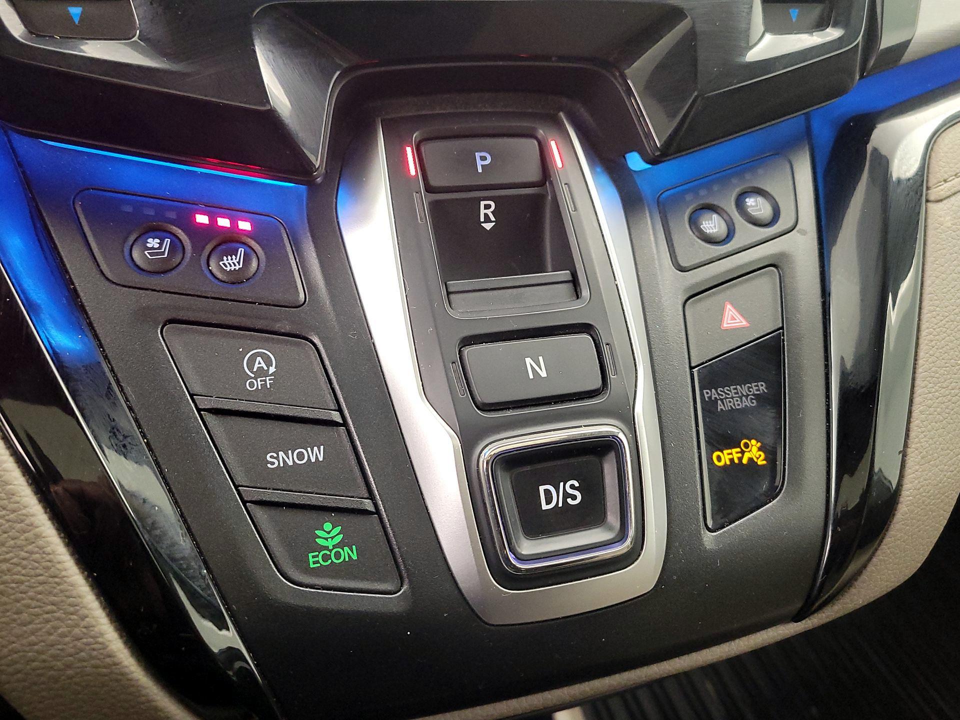 Thumbnail: 2019 Honda Odyssey - 18