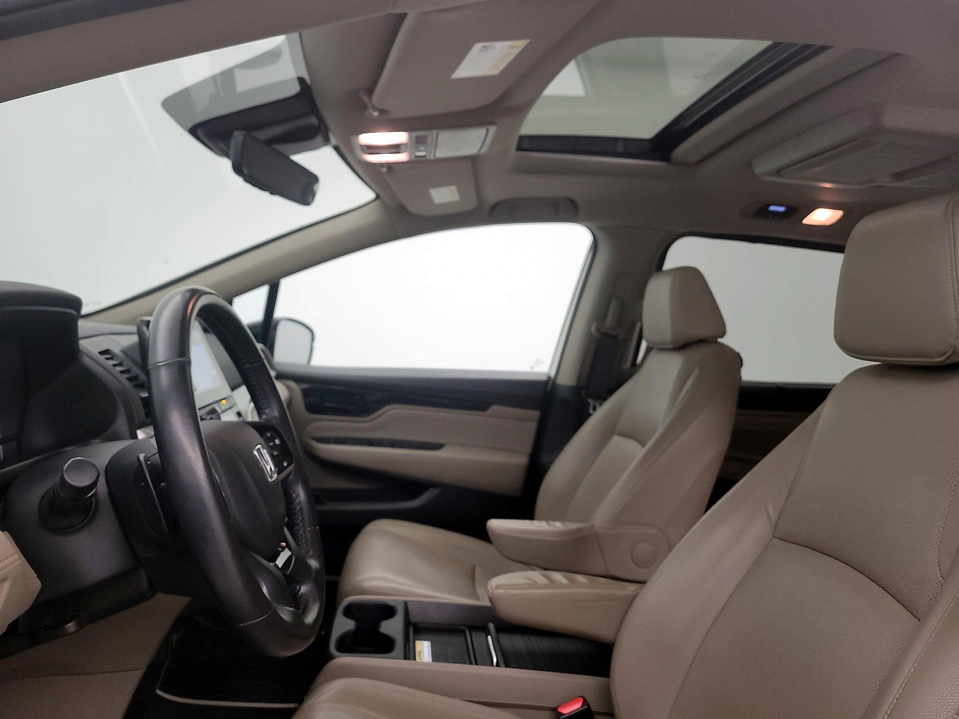 Thumbnail: 2019 Honda Odyssey - 20