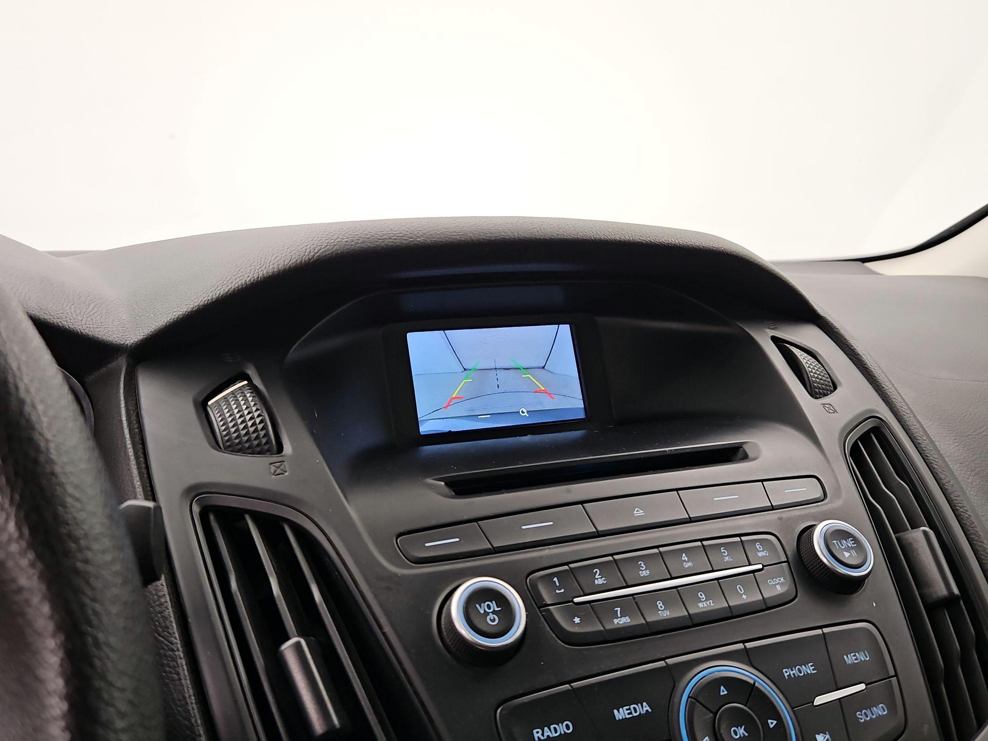 Thumbnail: 2017 Ford Focus - 14