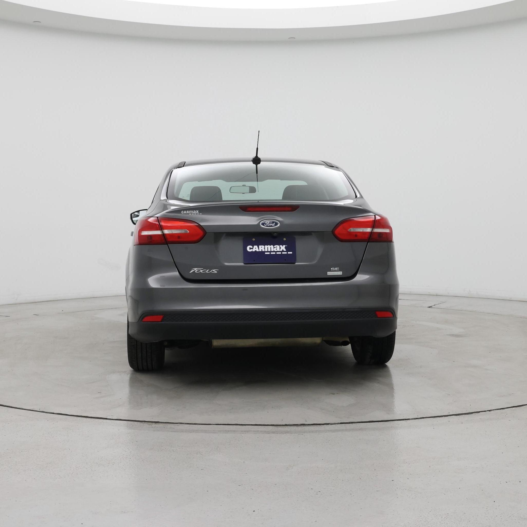 Thumbnail: 2017 Ford Focus - 6