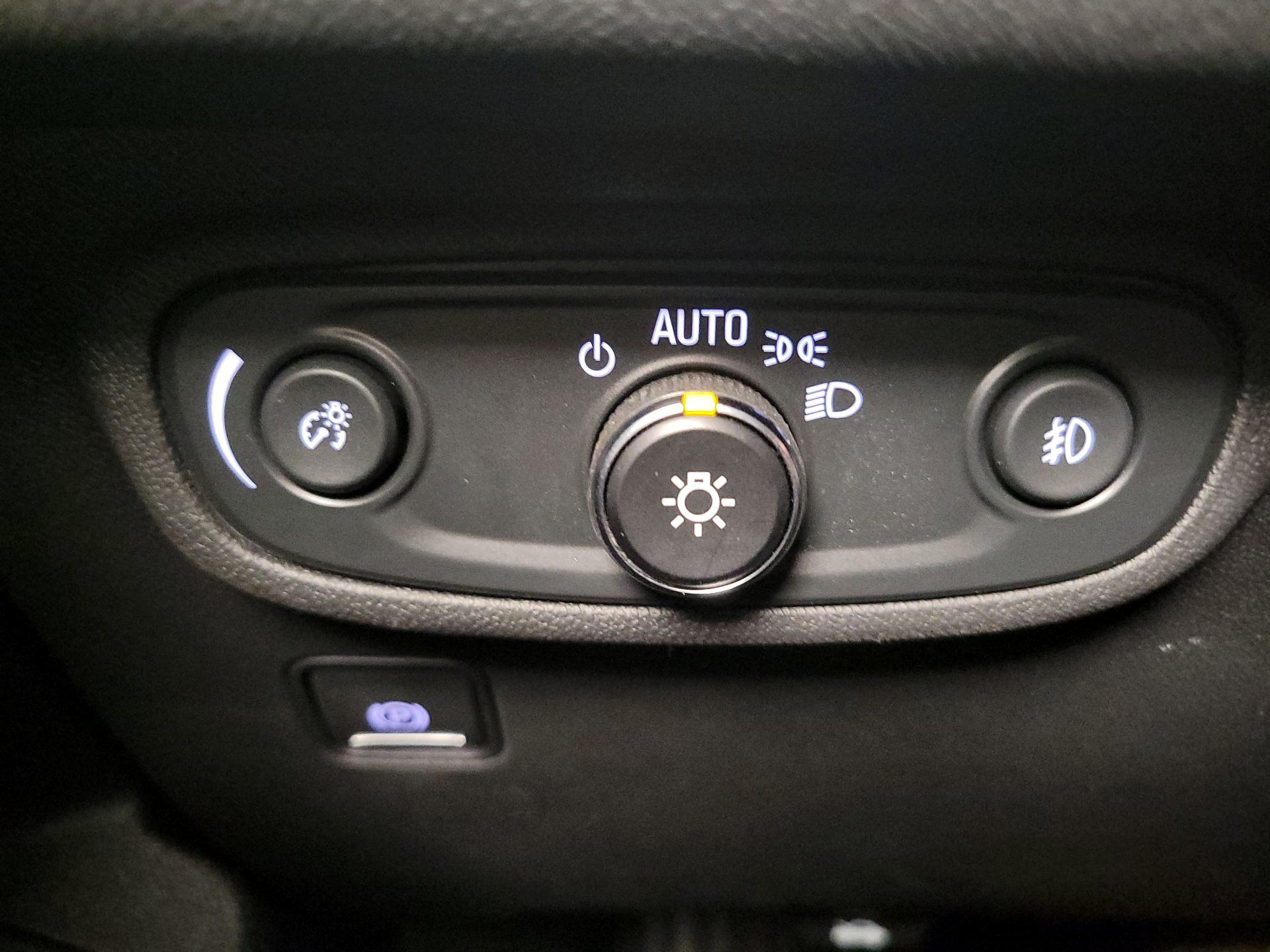 Thumbnail: 2020 GMC Terrain - 13