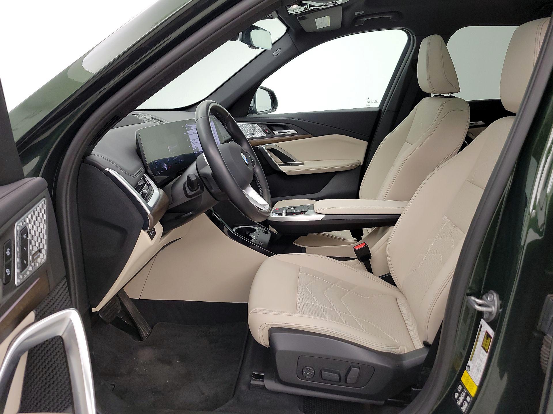 Thumbnail: 2023 BMW X1 - 11