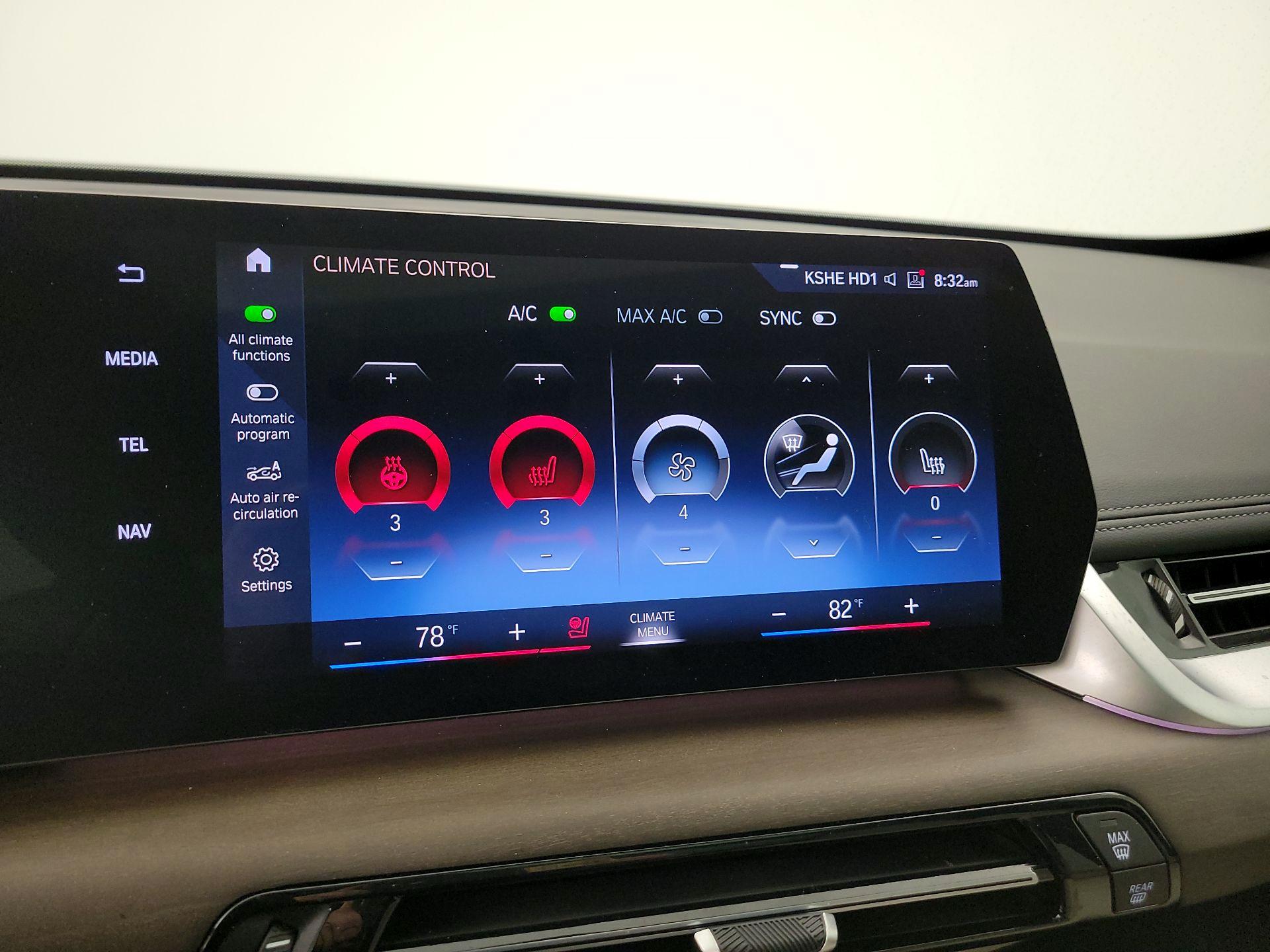 Thumbnail: 2023 BMW X1 - 17