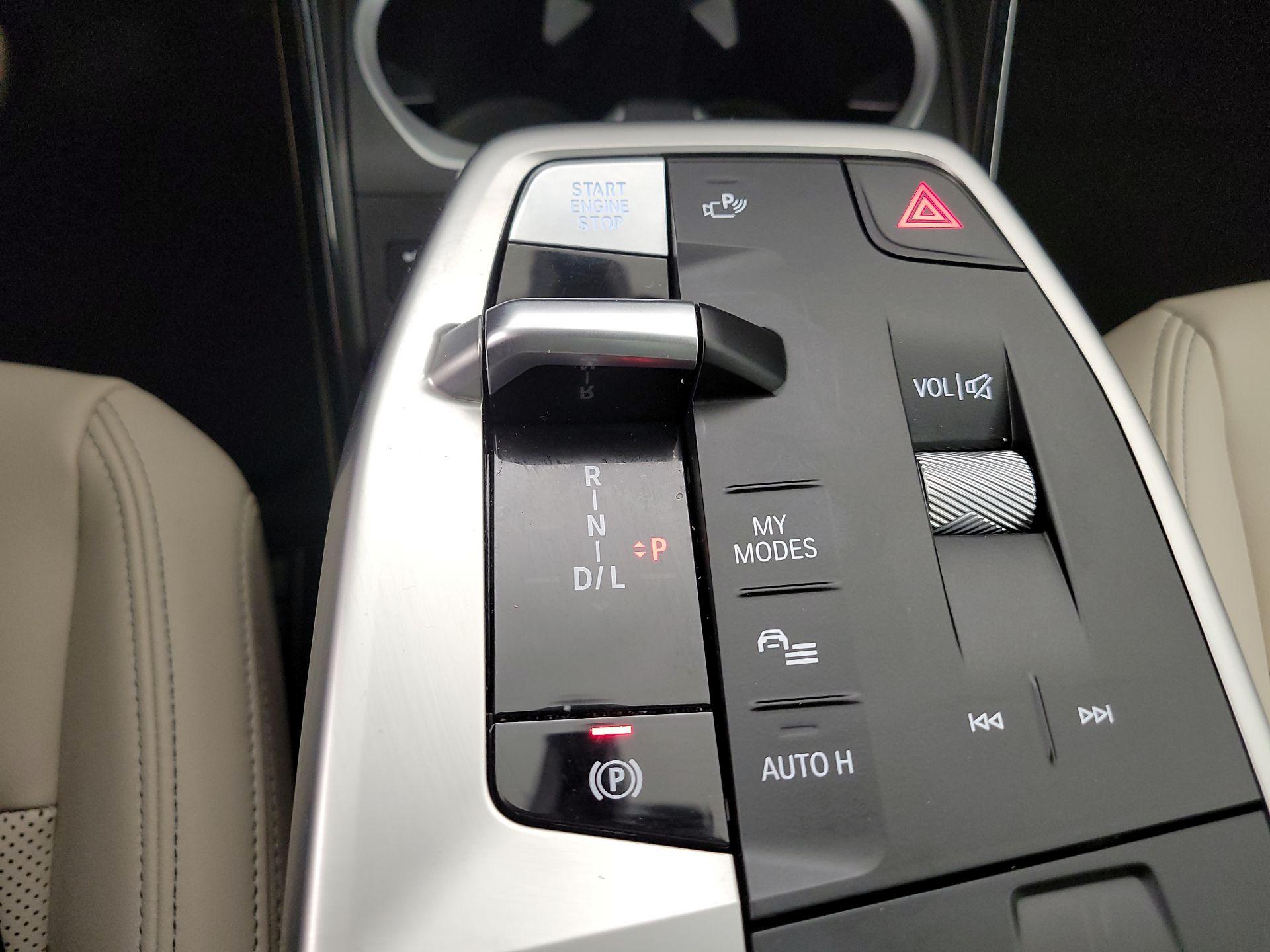 Thumbnail: 2023 BMW X1 - 18