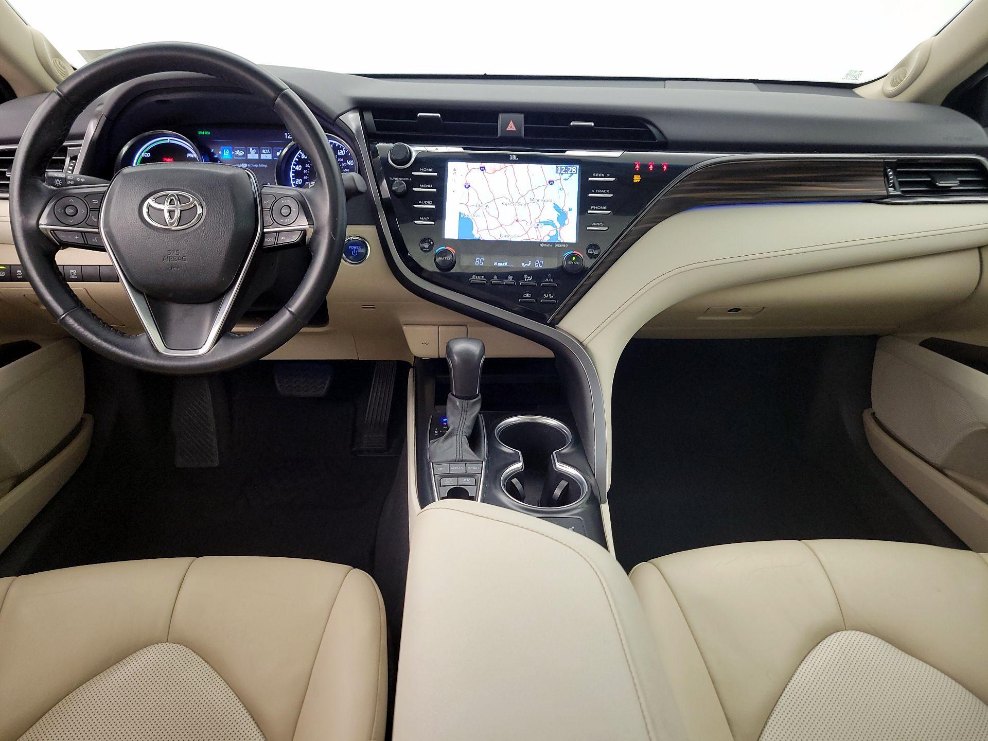 Thumbnail: 2020 Toyota Camry - 9