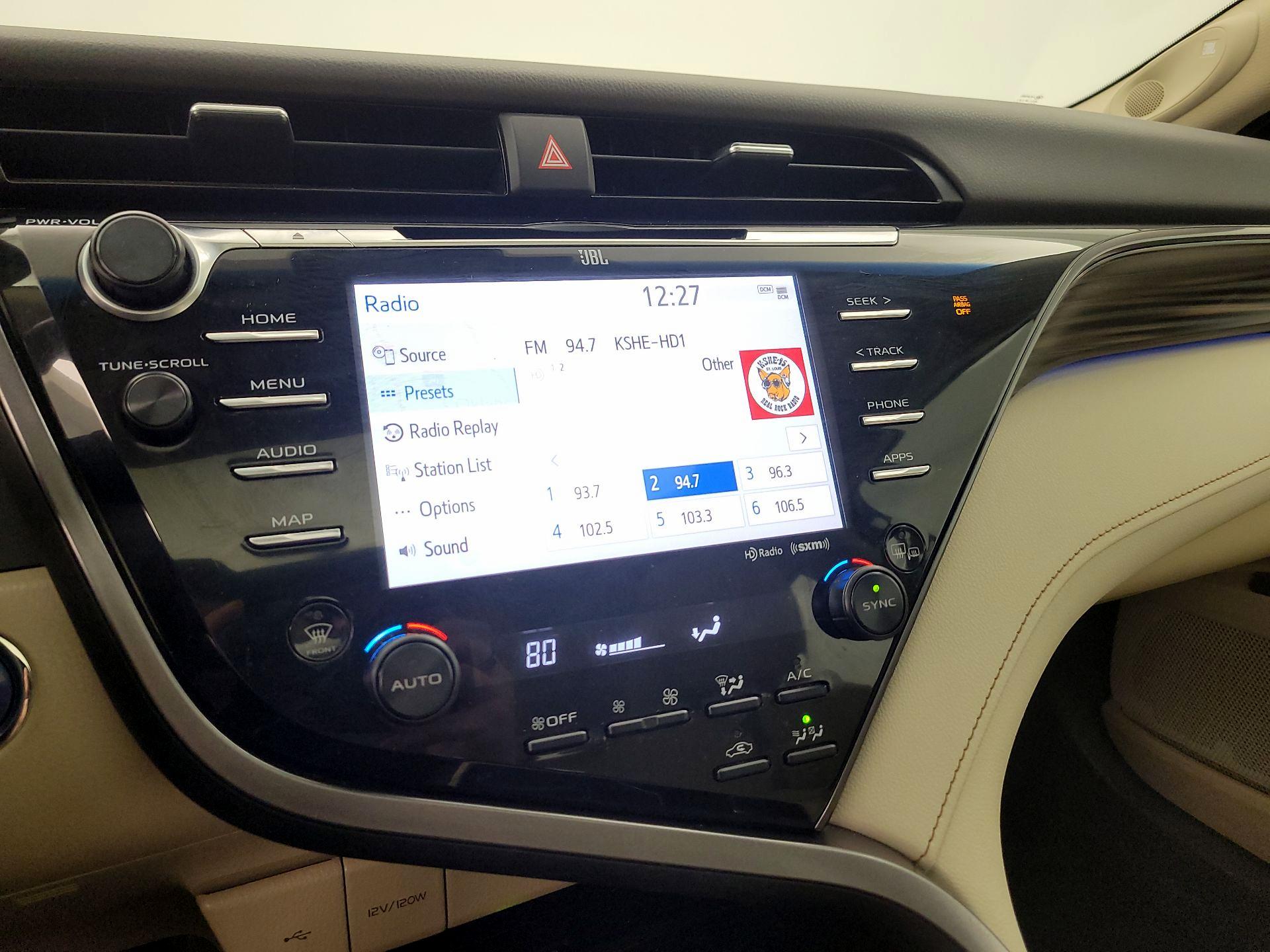 Thumbnail: 2020 Toyota Camry - 16