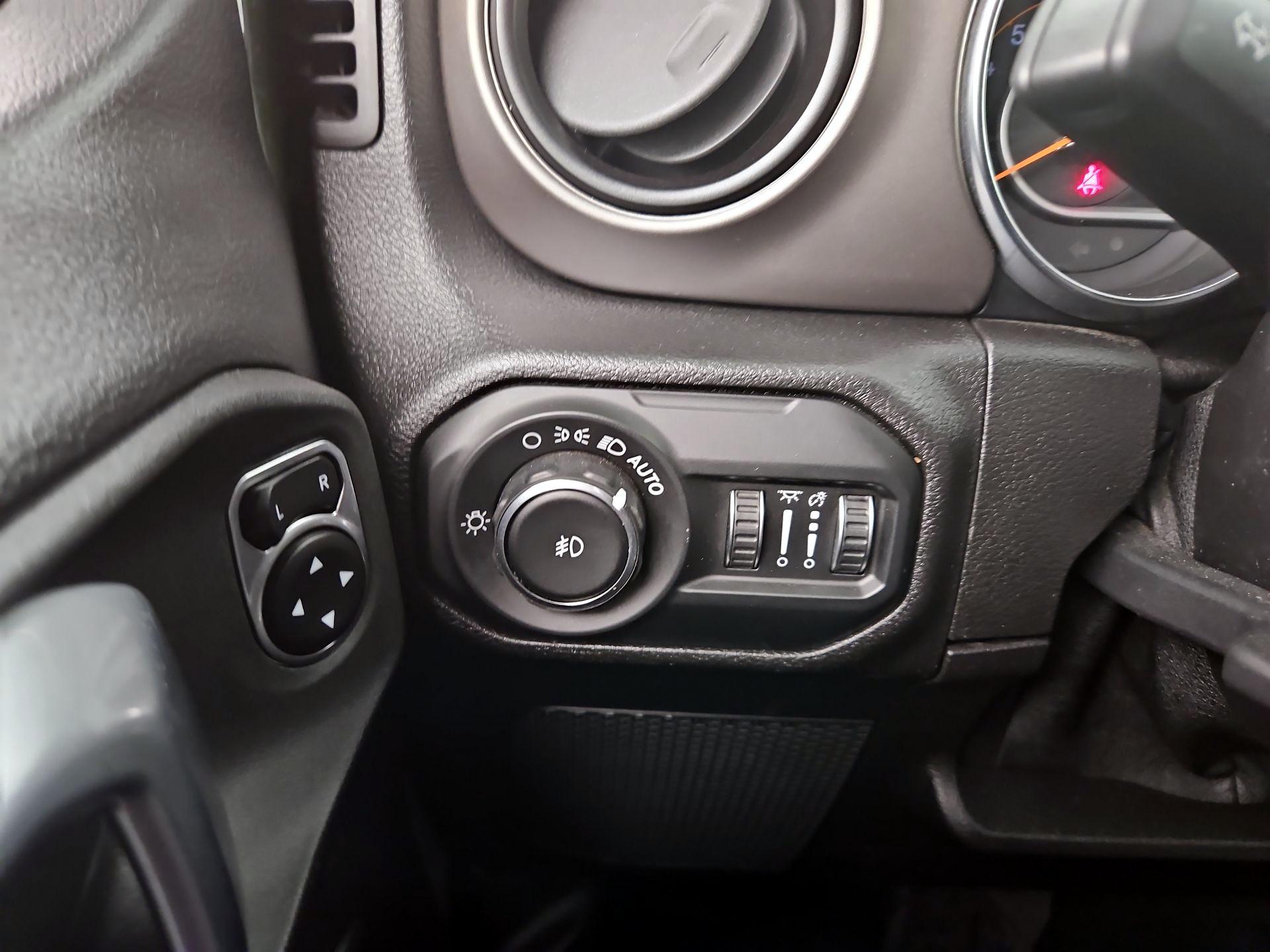 Thumbnail: 2021 Jeep Wrangler - 13