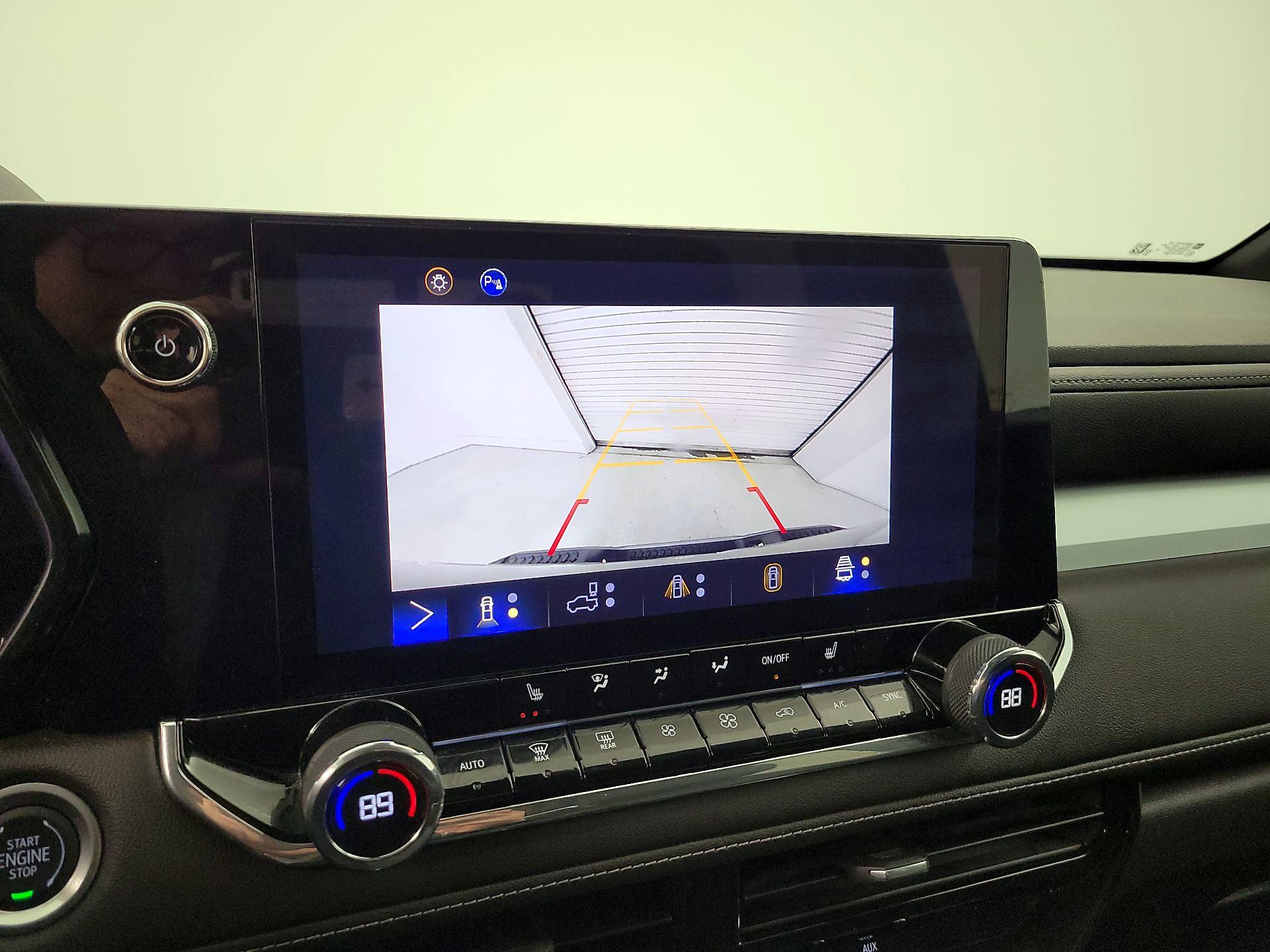 Thumbnail: 2024 Chevrolet Colorado - 14