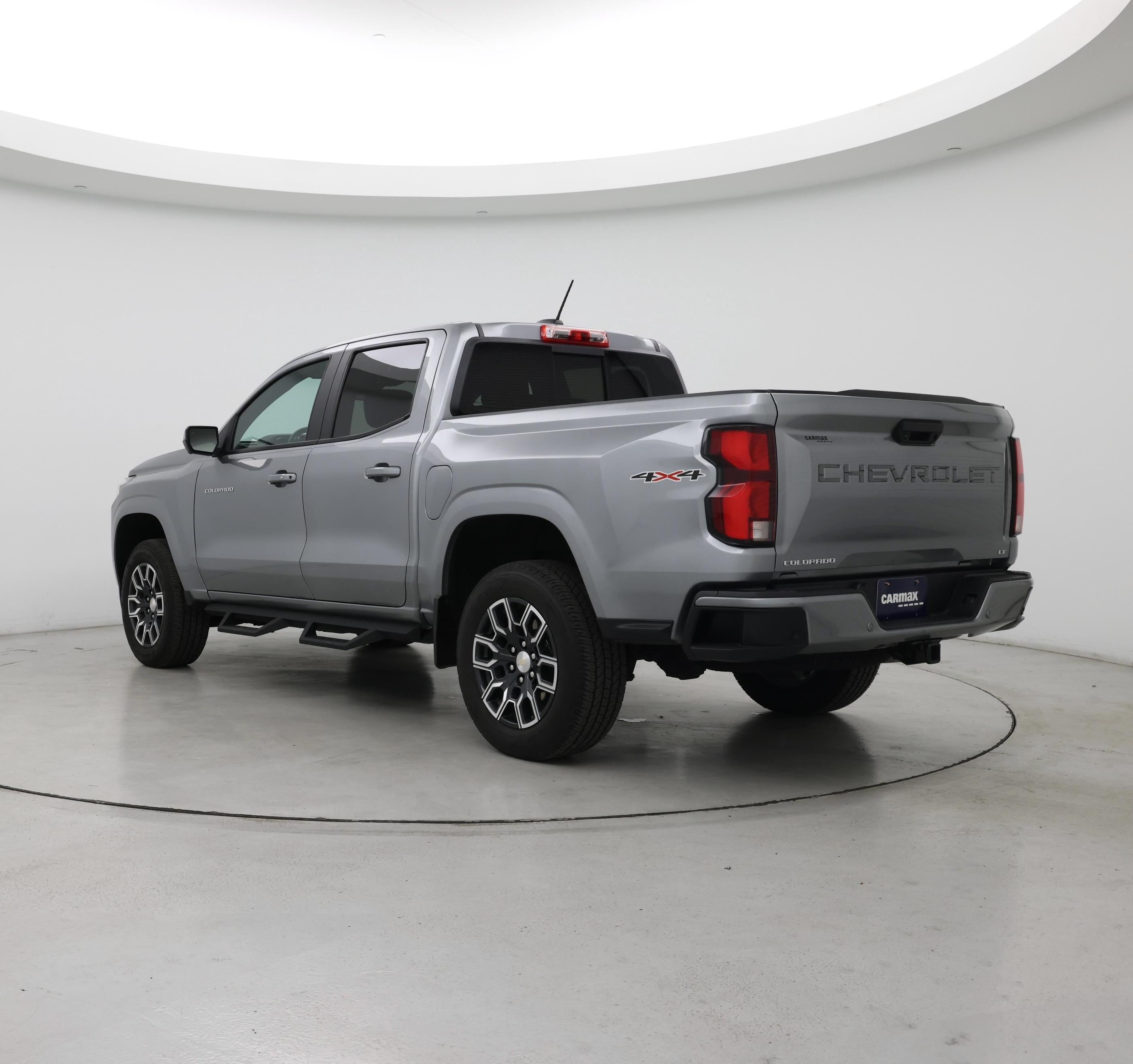 Thumbnail: 2024 Chevrolet Colorado - 2