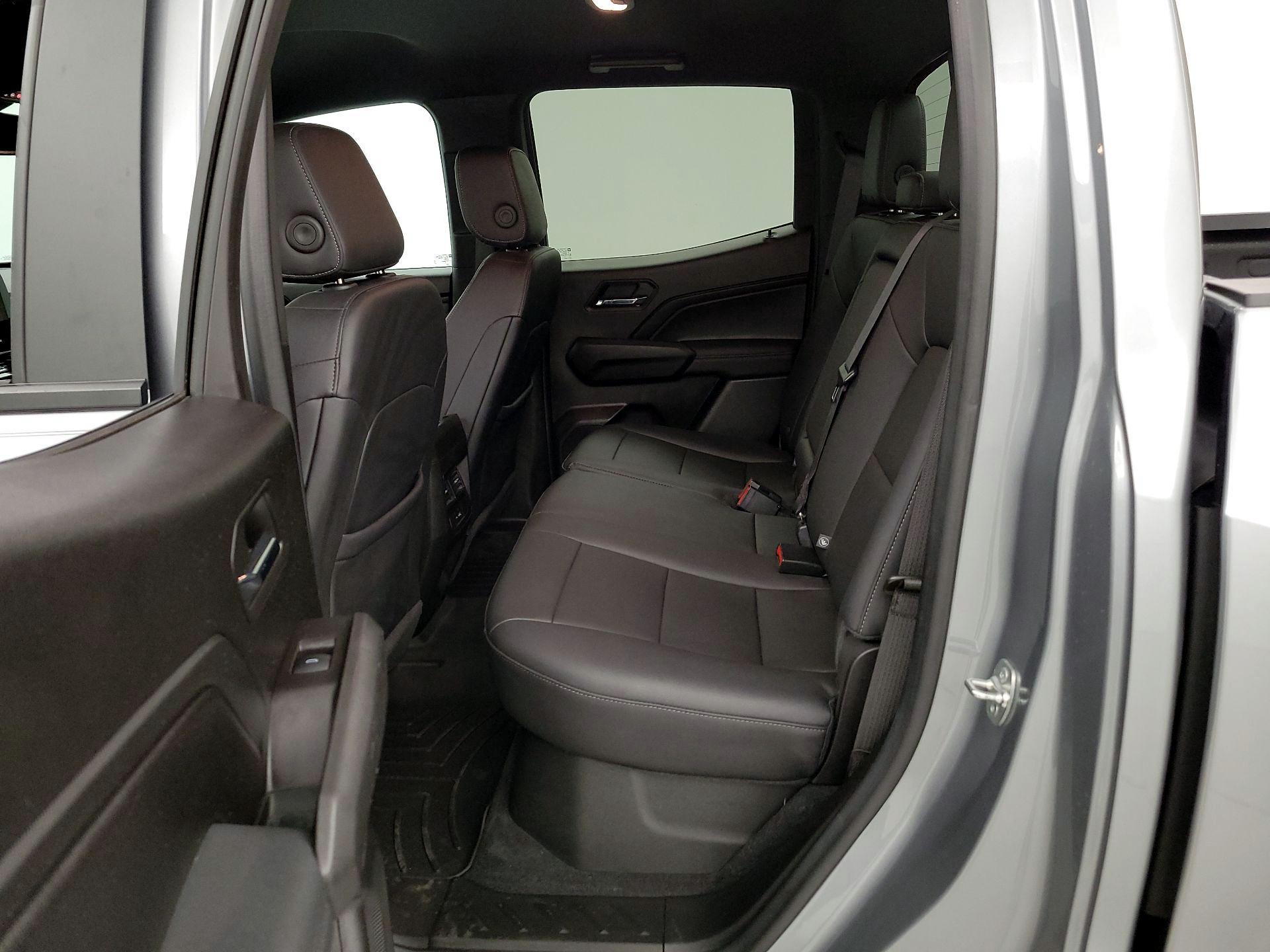 Thumbnail: 2024 Chevrolet Colorado - 19