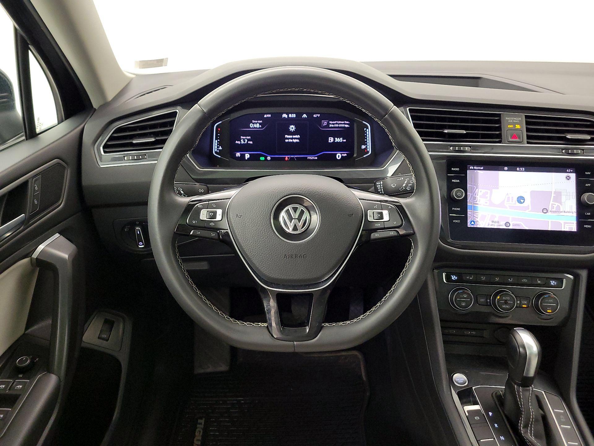 Thumbnail: 2021 Volkswagen Tiguan - 10