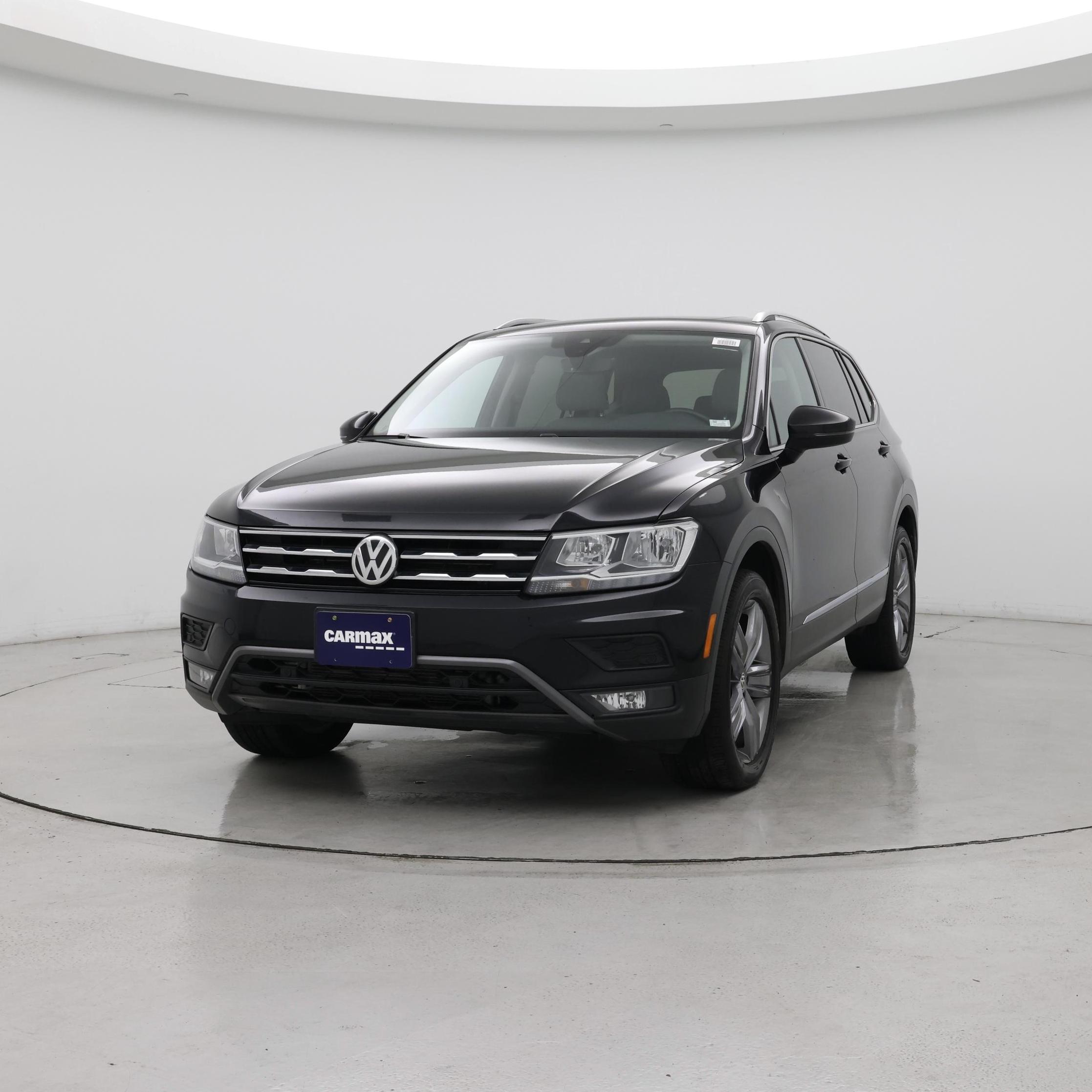Thumbnail: 2021 Volkswagen Tiguan - 4